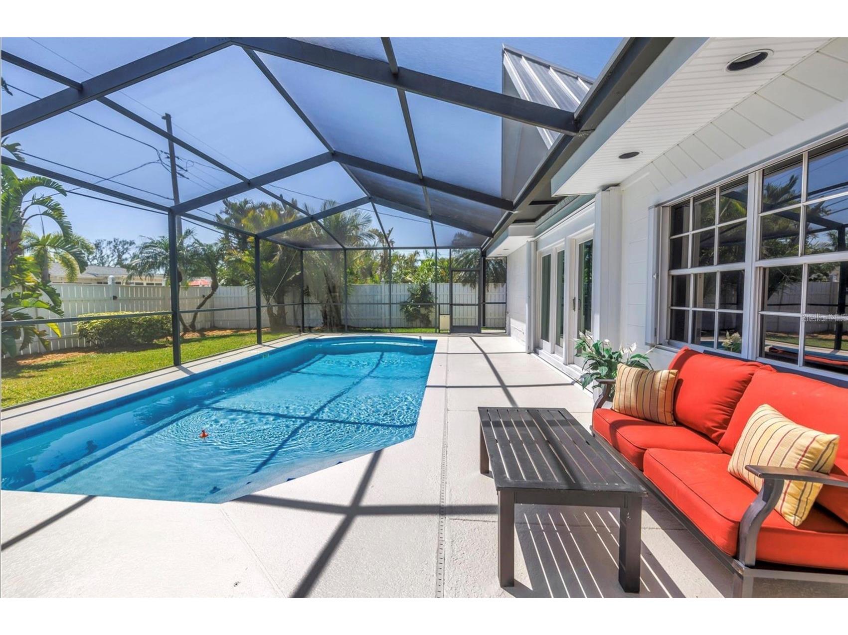 742 45th Avenue NE Saint Petersburg FL 33703 TB8514008 image19