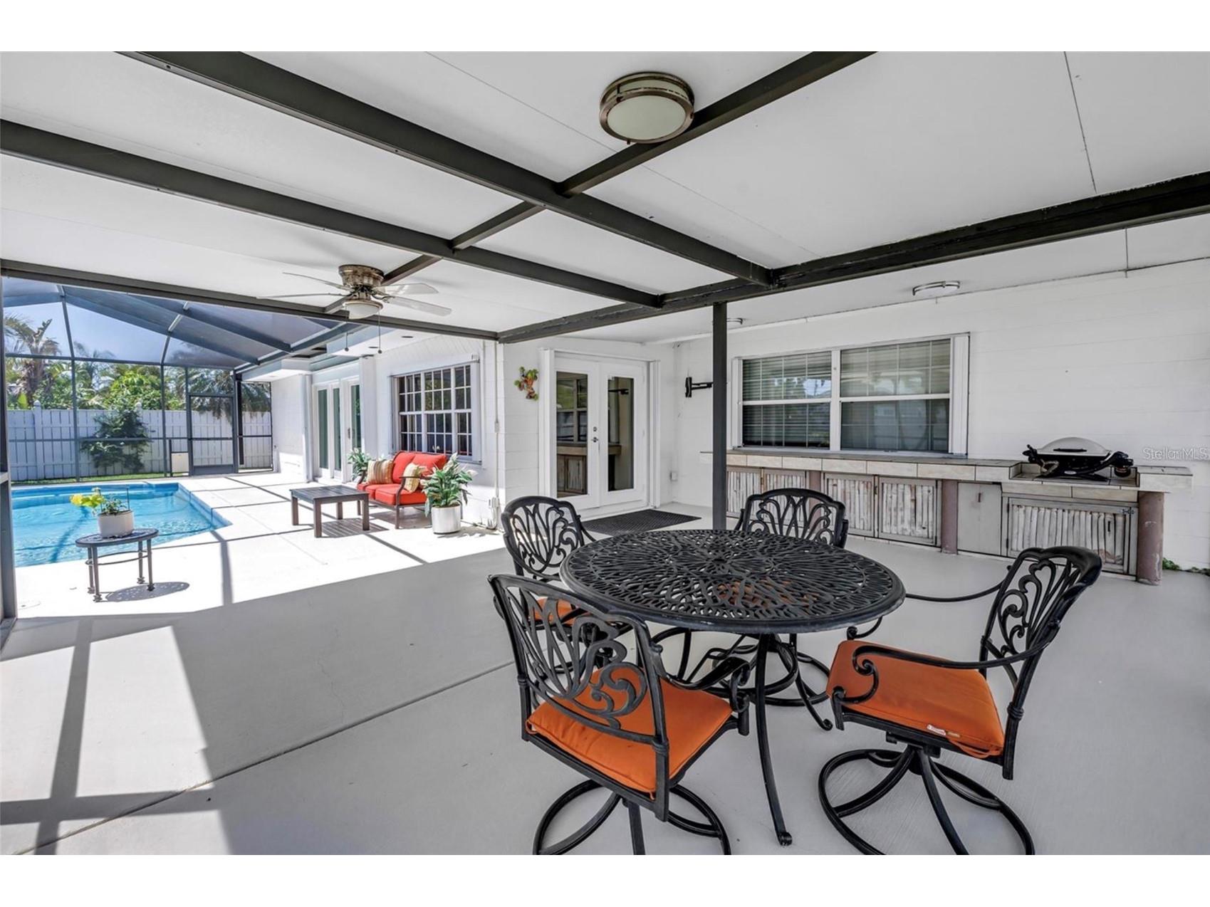 742 45th Avenue NE Saint Petersburg FL 33703 TB8514008 image21