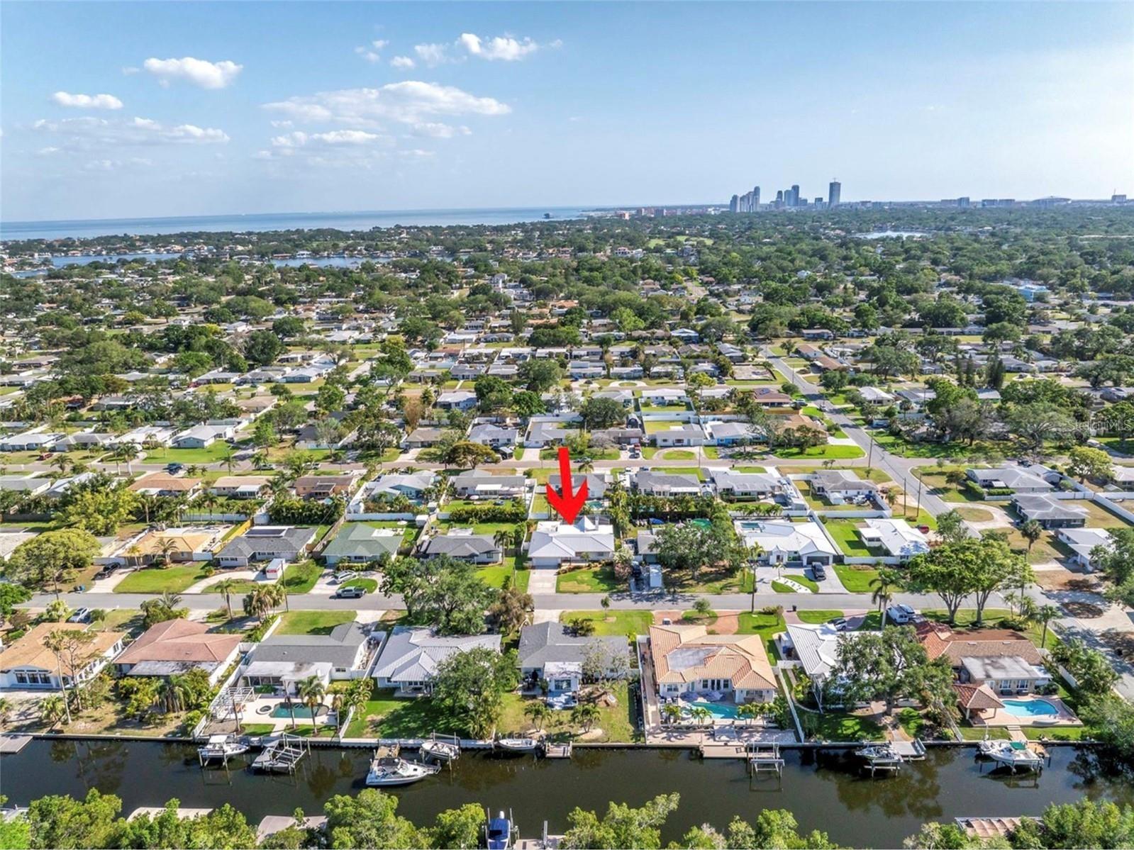 742 45th Avenue NE Saint Petersburg FL 33703 TB8514008 image28