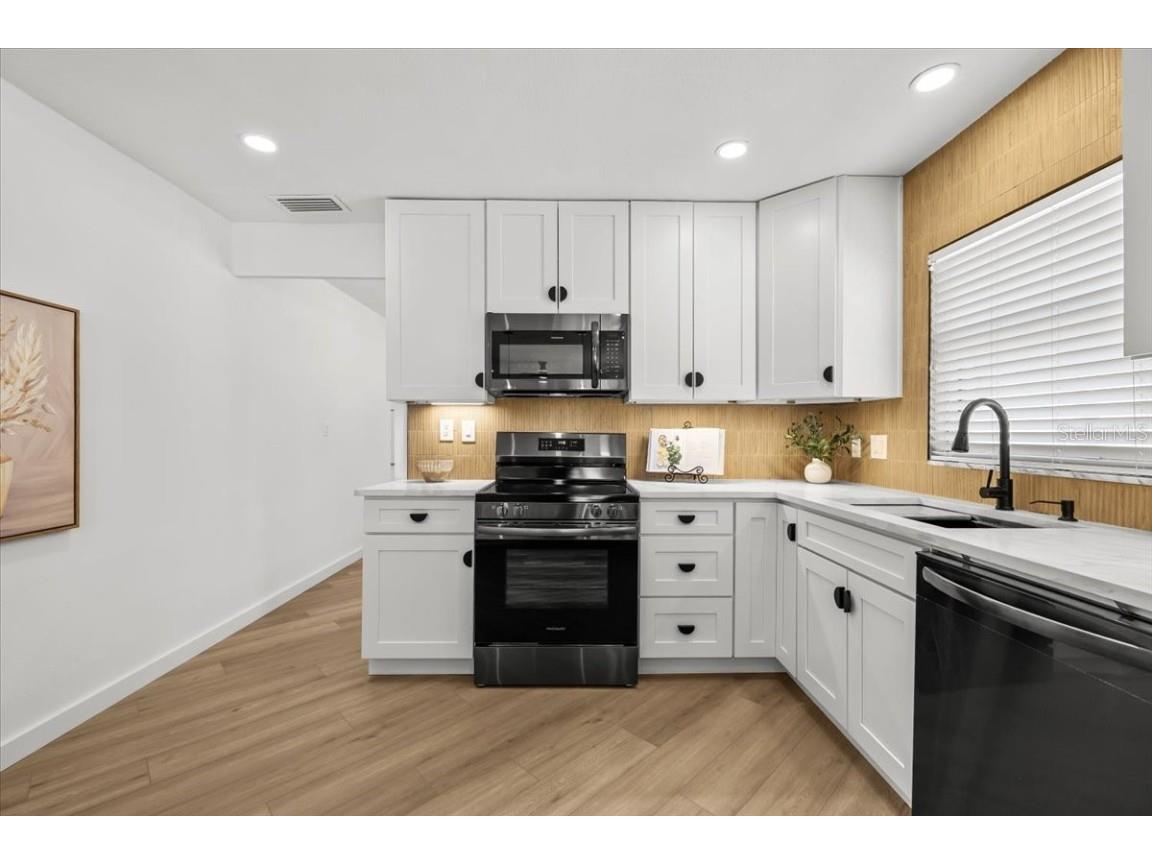 742 91st Avenue N Saint Petersburg FL 33702 TB8446334 image14