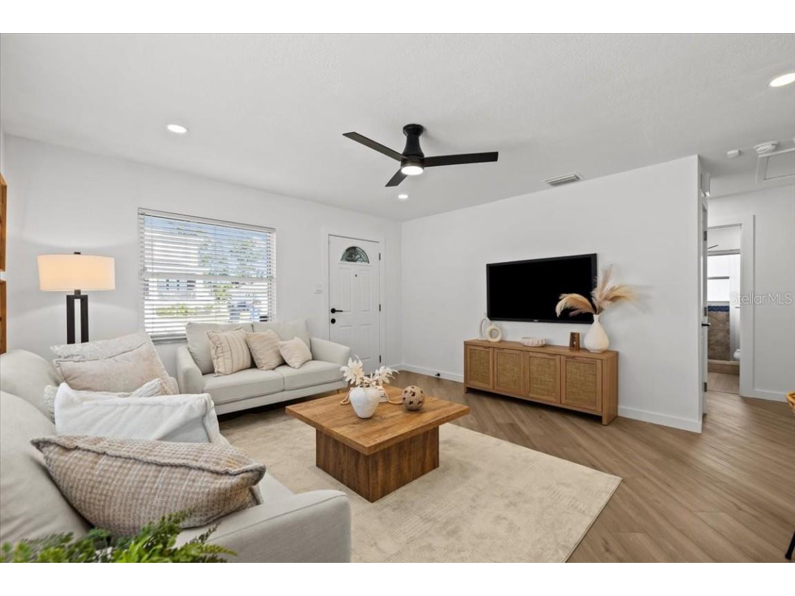 742 91st Avenue N Saint Petersburg FL 33702 TB8446334 image6