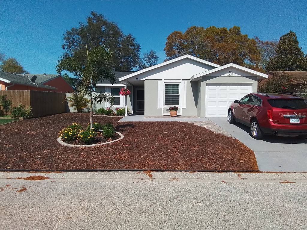 742 Arthurs Court Tarpon Springs FL 34689 U8235459 image1