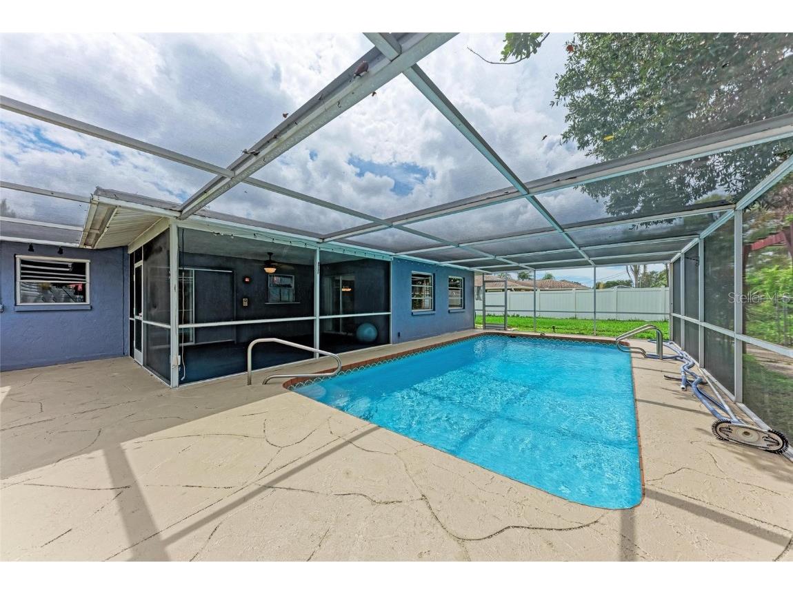 742 Devon Road Venice FL 34293 TB8452293 image15