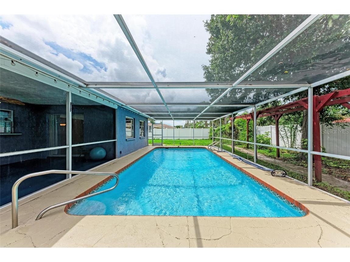 742 Devon Road Venice FL 34293 TB8452293 image16