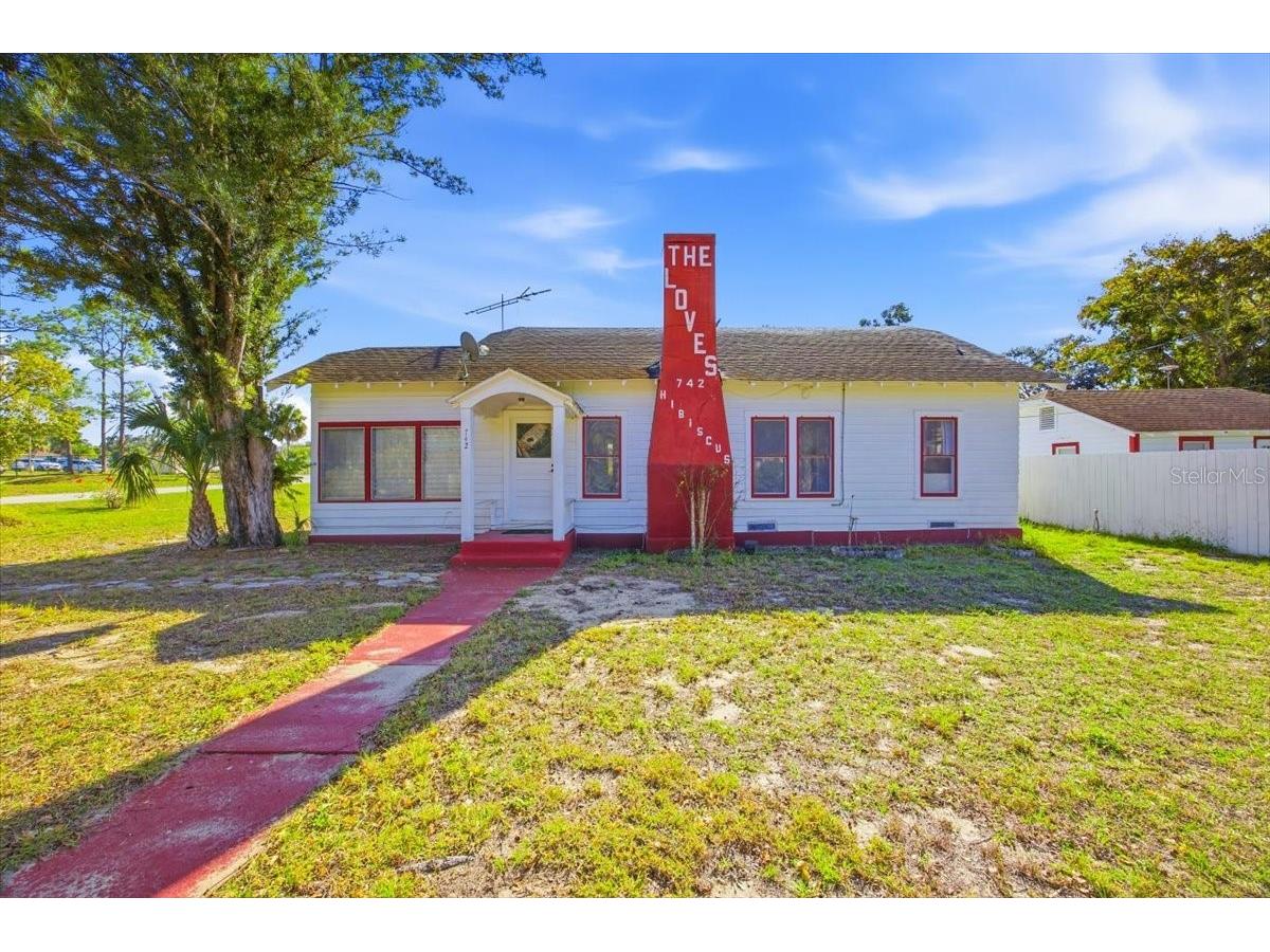 742 Hibiscus Avenue Lake Wales FL 33853 L4958191 image1