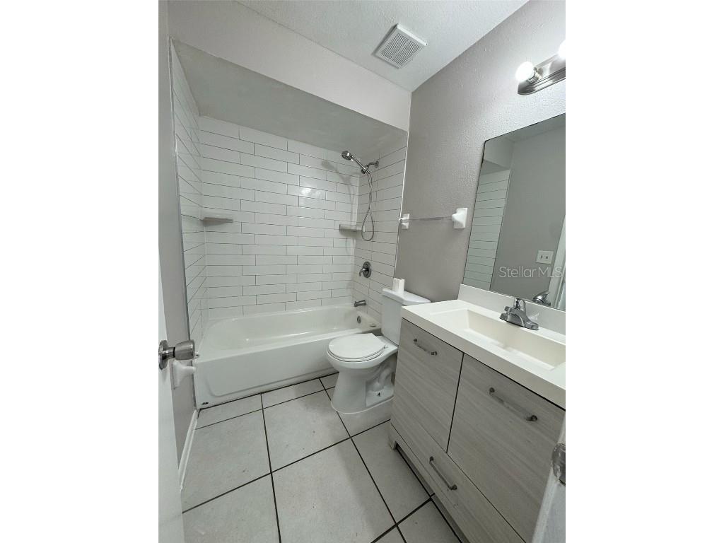 742 Lucaya Drive Kissimmee FL 34758 O6369612 image2