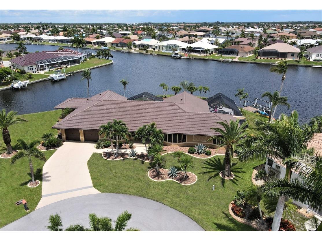 742 Macedonia Drive Punta Gorda FL 33950 - SPARTA CANAL C7477799 image1