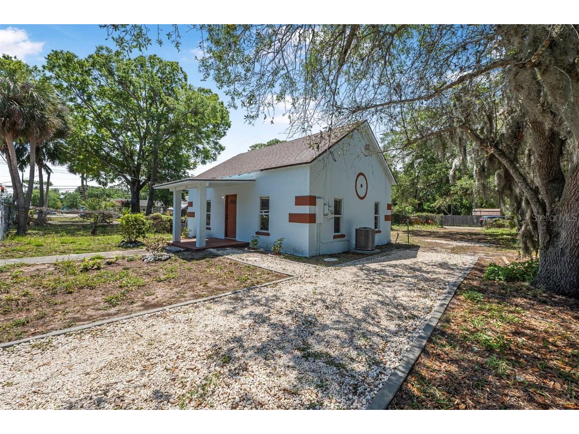 742 S Martin Luther King Boulevard Daytona Beach FL 32114 V4941940 image1