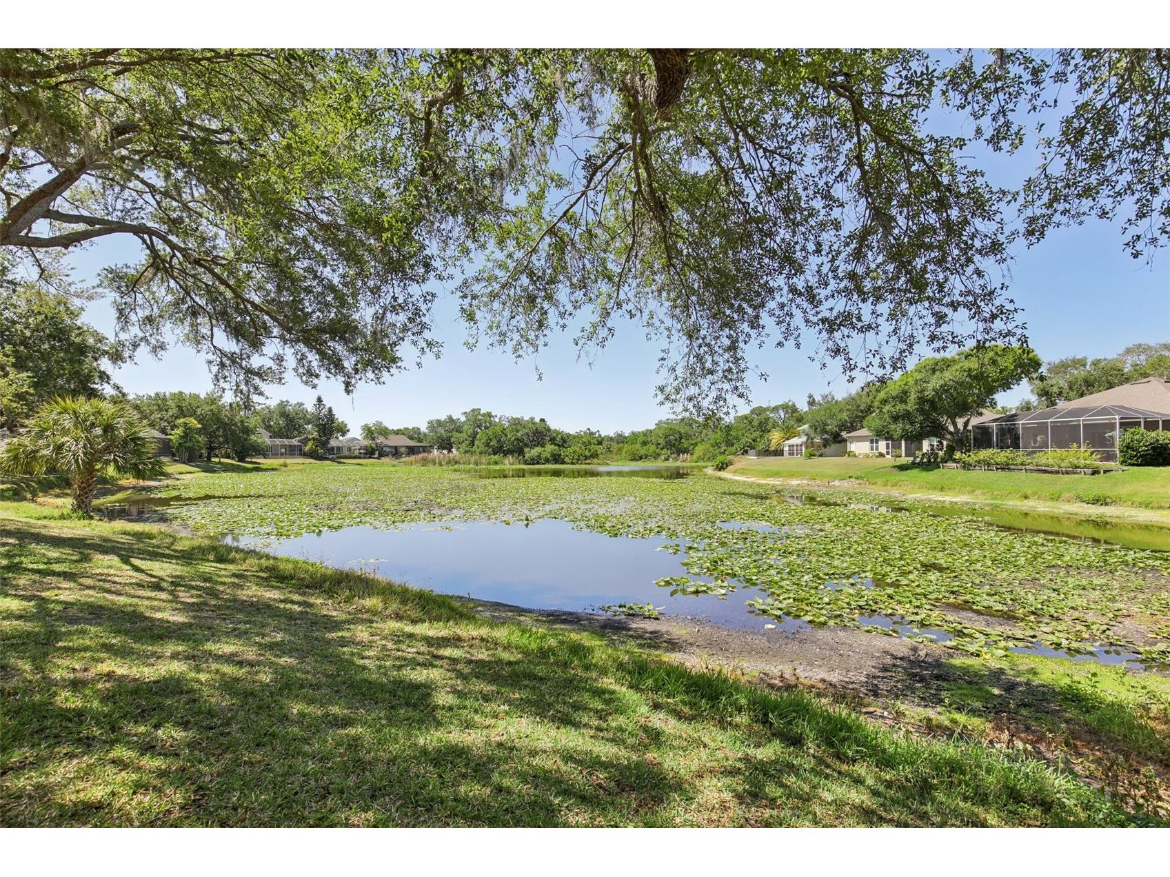 742 Shorecrest Drive Sarasota FL 34232 A4684004 image32