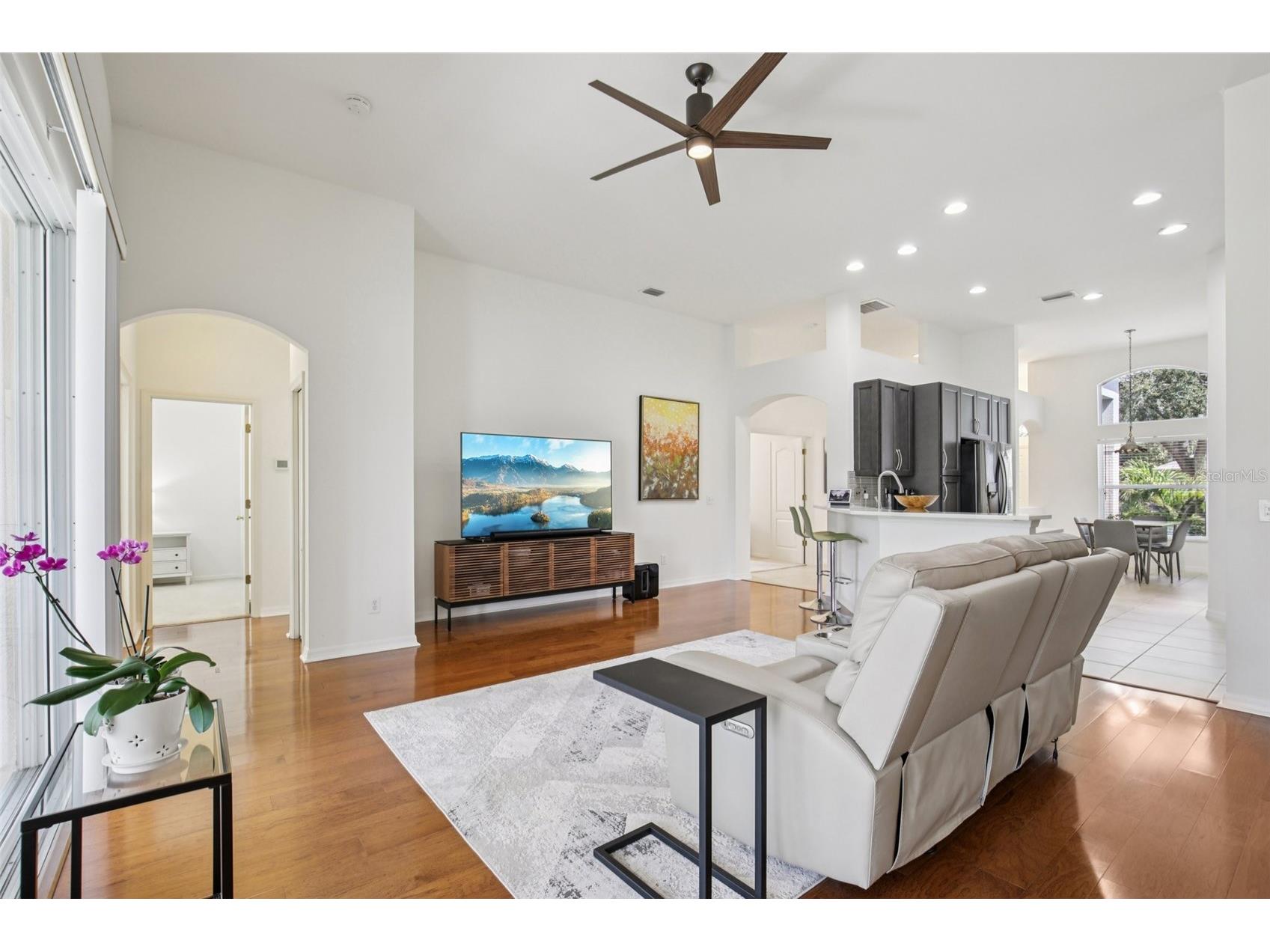 742 Shorecrest Drive Sarasota FL 34232 A4684004 image6