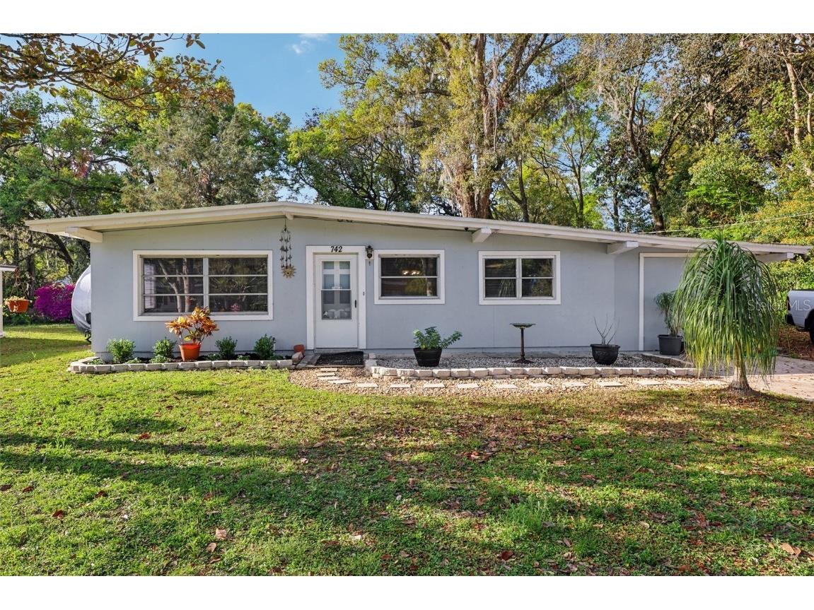 742 Valencia Avenue Orange City FL 32763 O6289157 image1