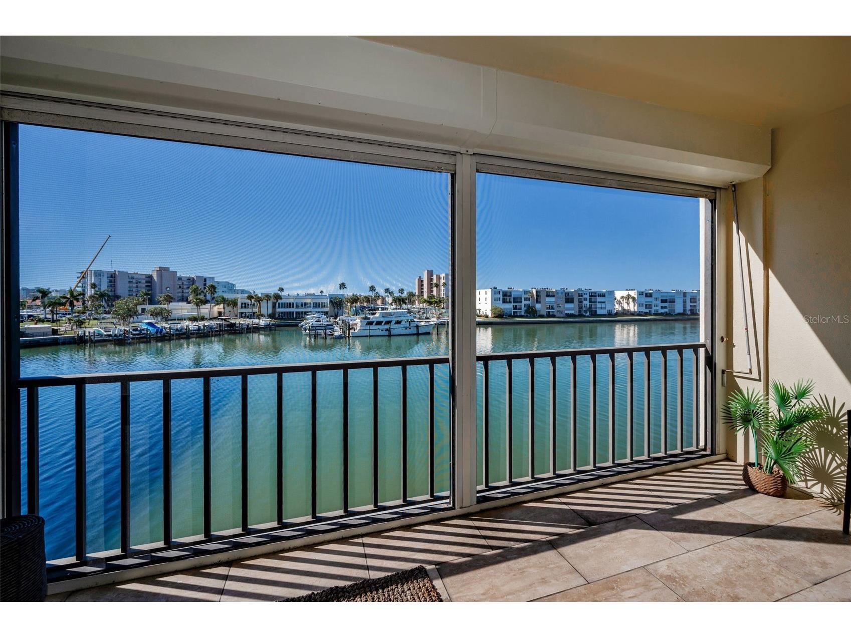 7420 Bay Island Drive #374 South Pasadena FL 33707 - BOCA CIEGA BAY TB8445907 image2