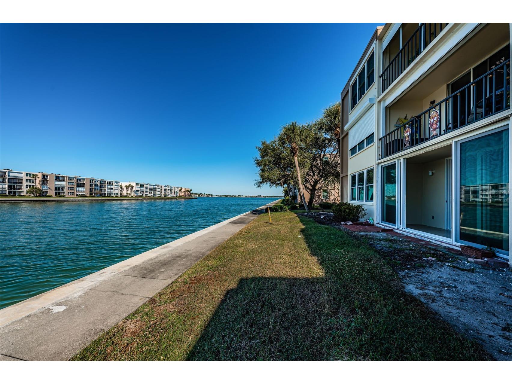 7420 Bay Island Drive S #171 South Pasadena FL 33707 TB8448755 image32