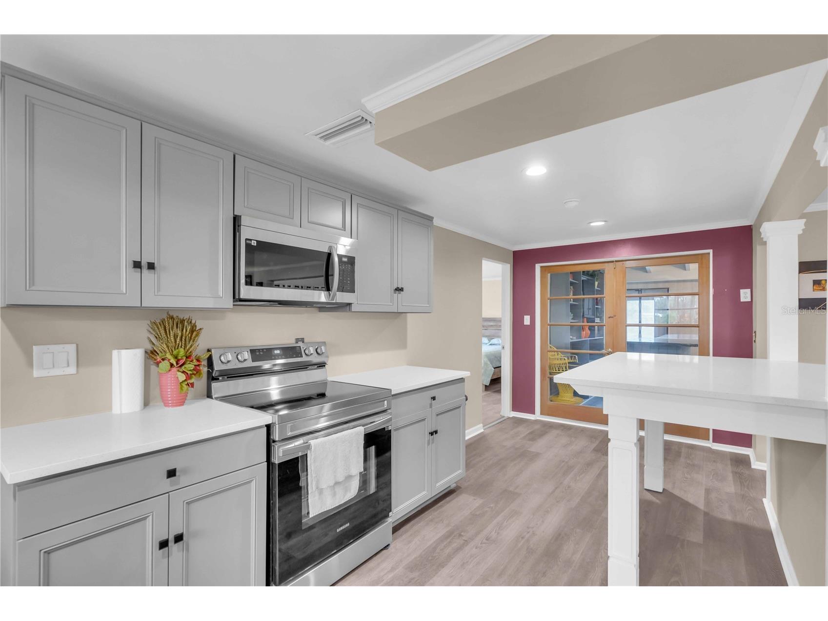 7420 Cass Circle Sarasota FL 34231 A4696307 image10