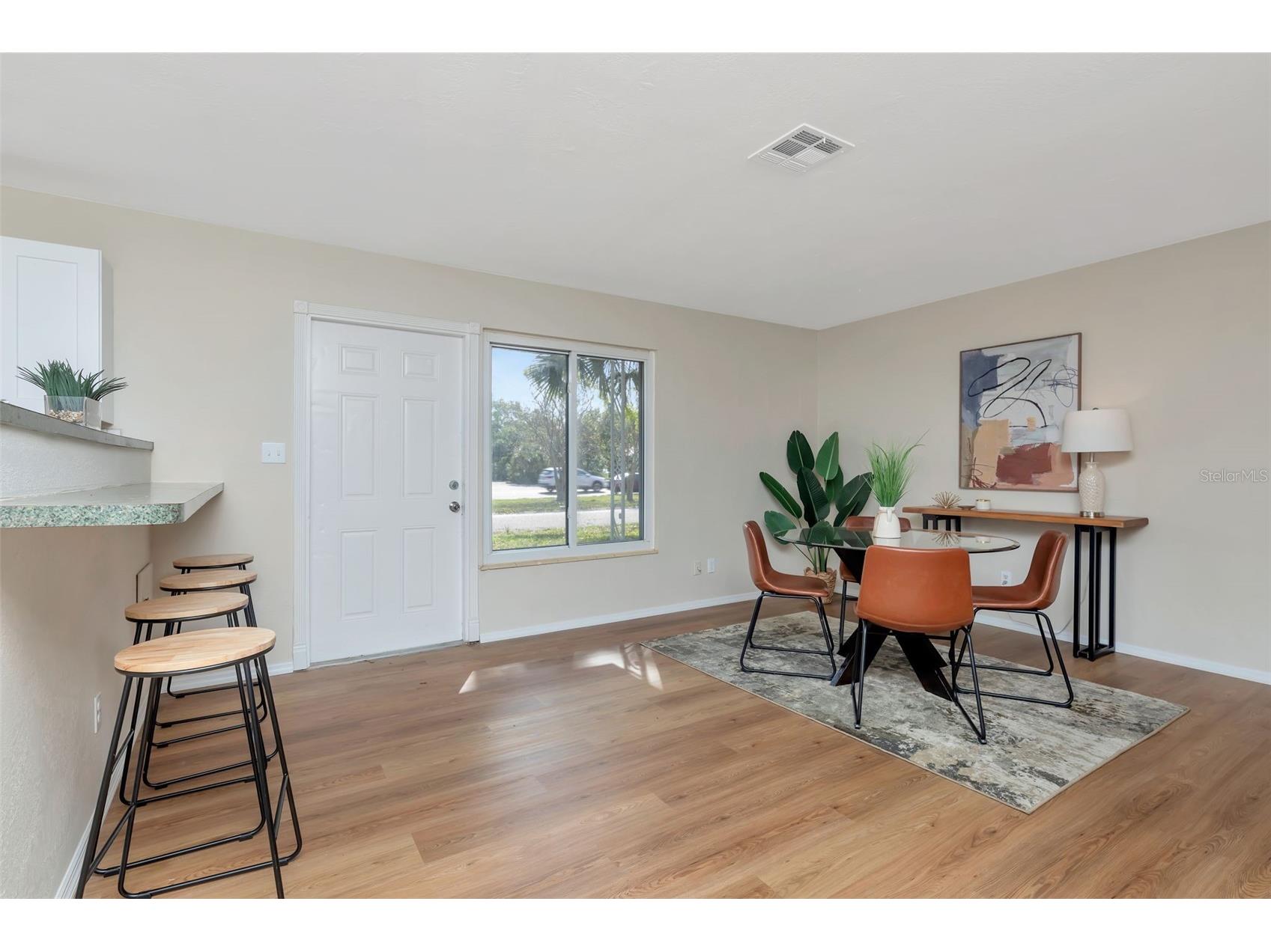 7420 Dr Martin Luther King Jr Street N Saint Petersburg FL 33702 TB8485831 image4
