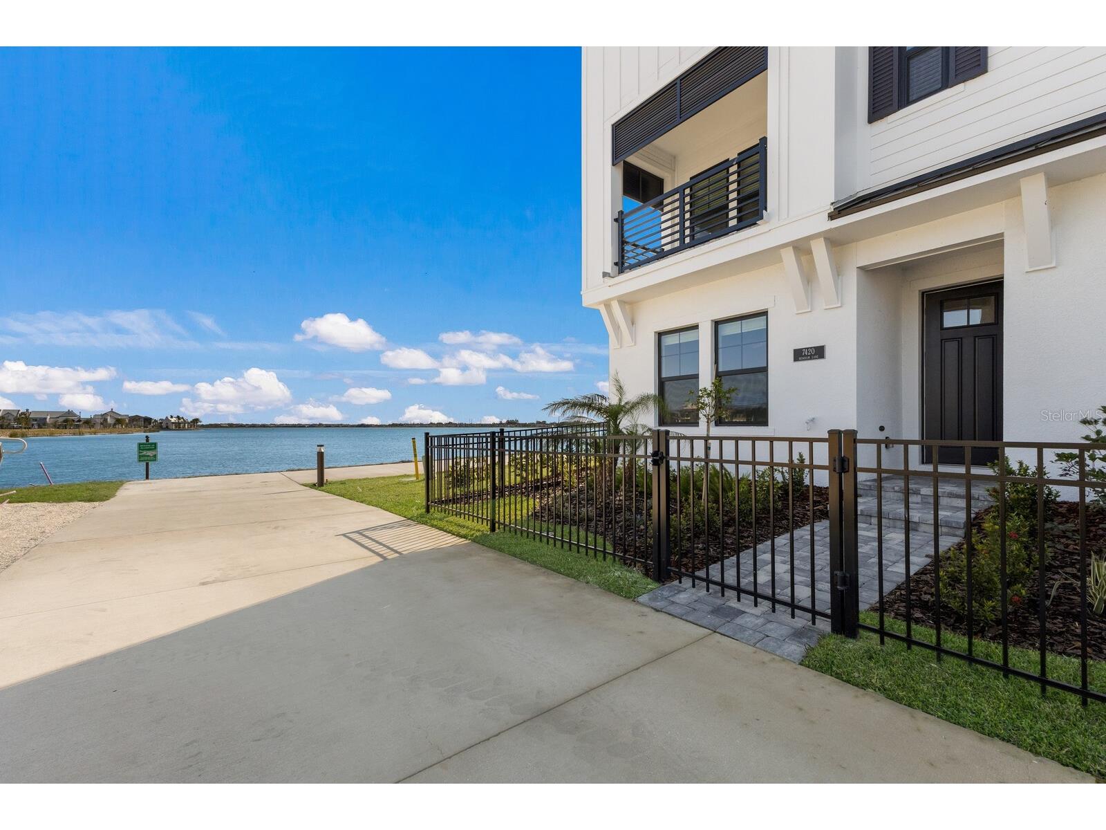 7420 Newham Lane Sarasota FL 34240 A4680616 image2