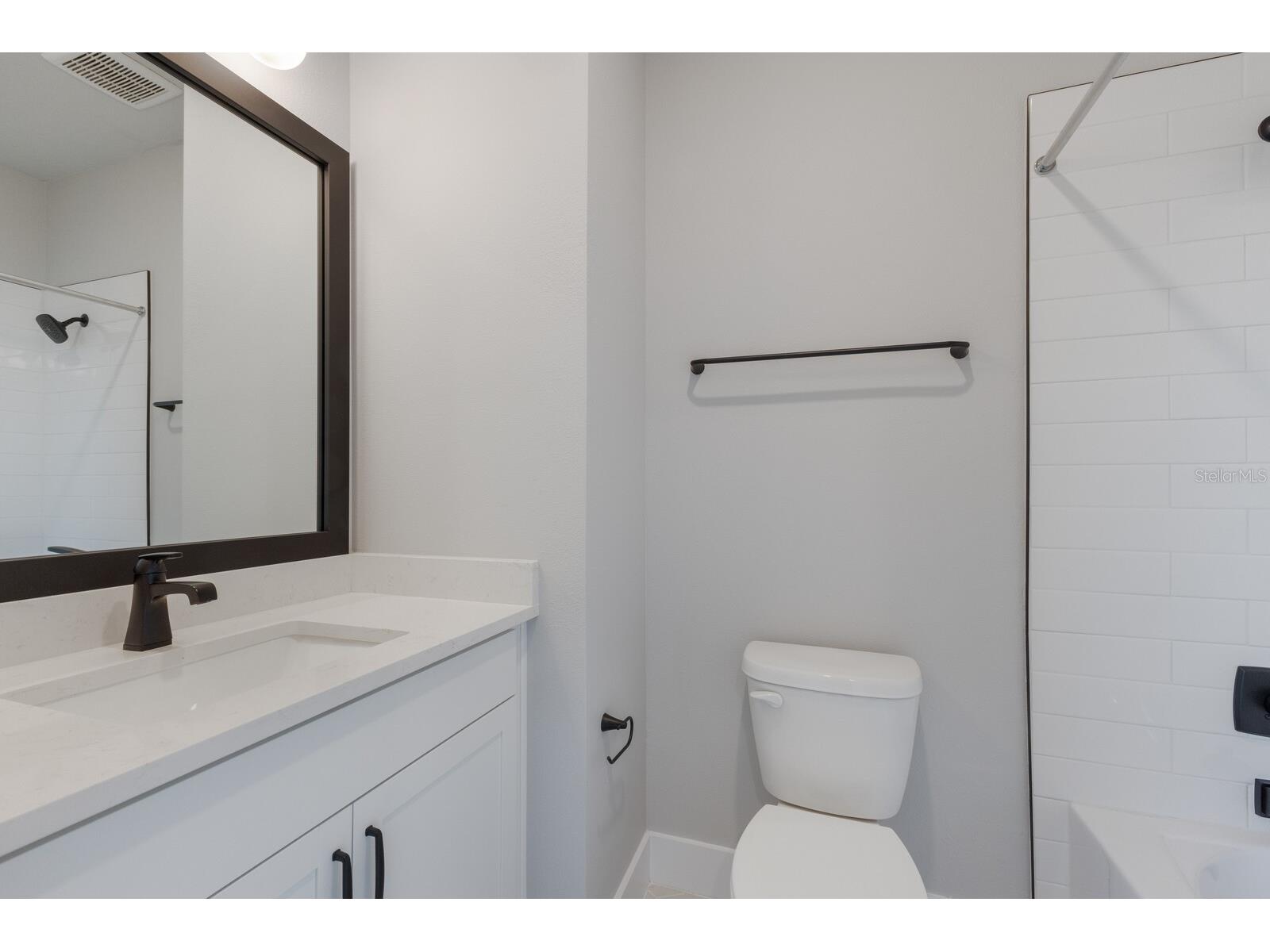 7420 Newham Lane Sarasota FL 34240 A4680616 image35