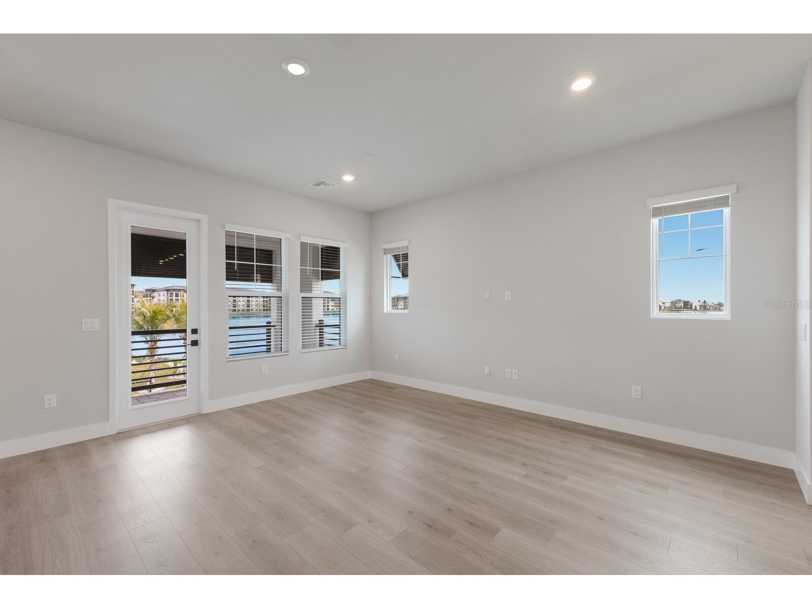 7420 Newham Lane Sarasota FL 34240 A4698910 image6