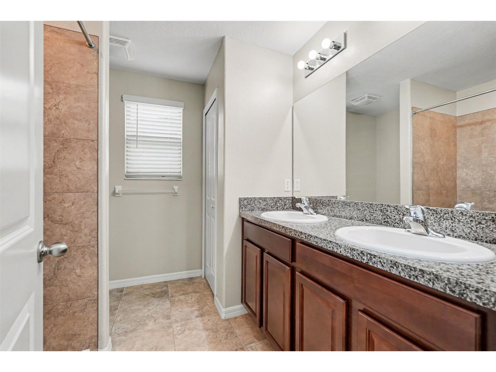 7421 French Marigold Avenue Tampa FL 33619 TB8506689 image20