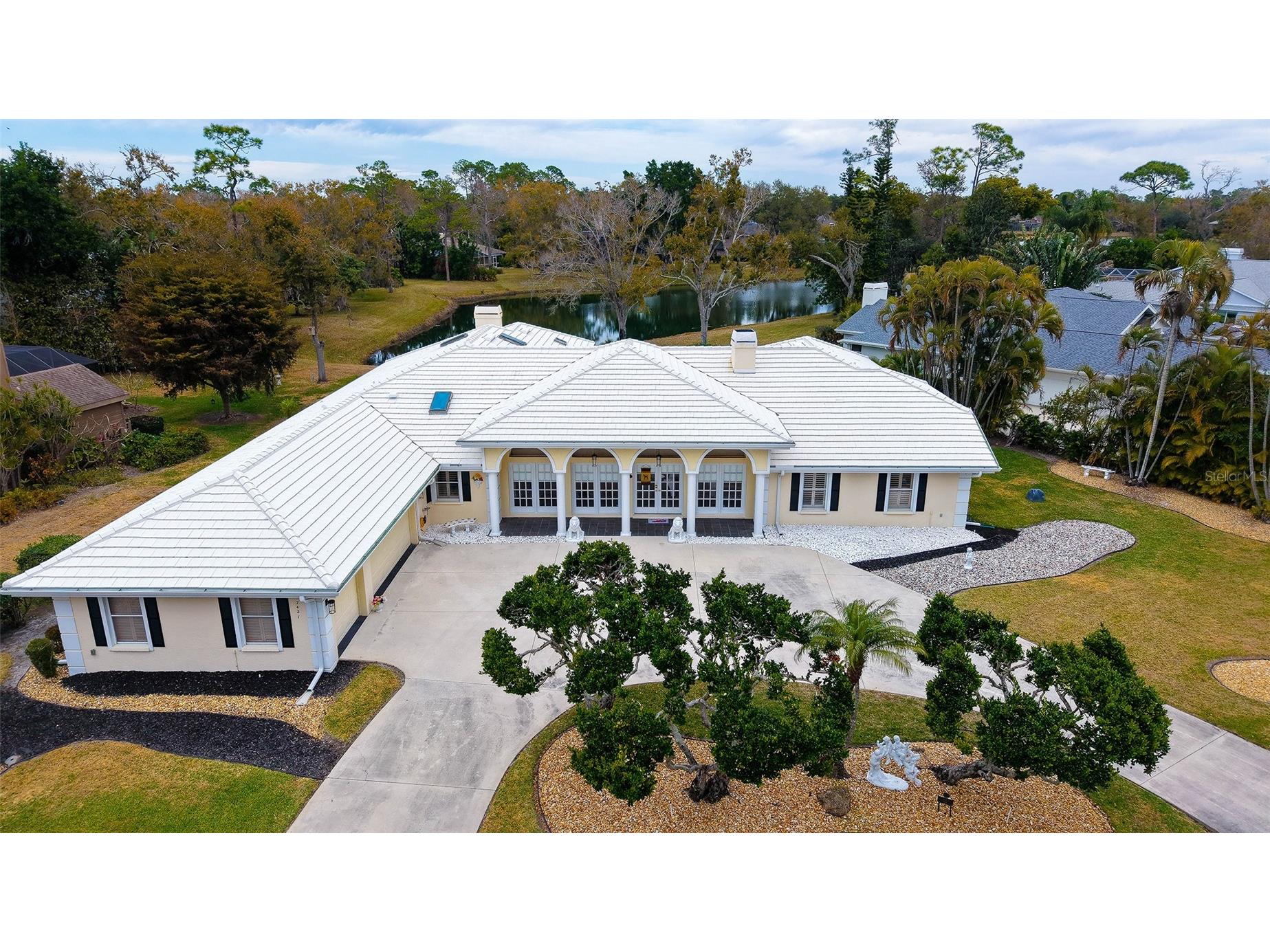 7421 Weeping Willow Boulevard Sarasota FL 34241 A4682425 image1