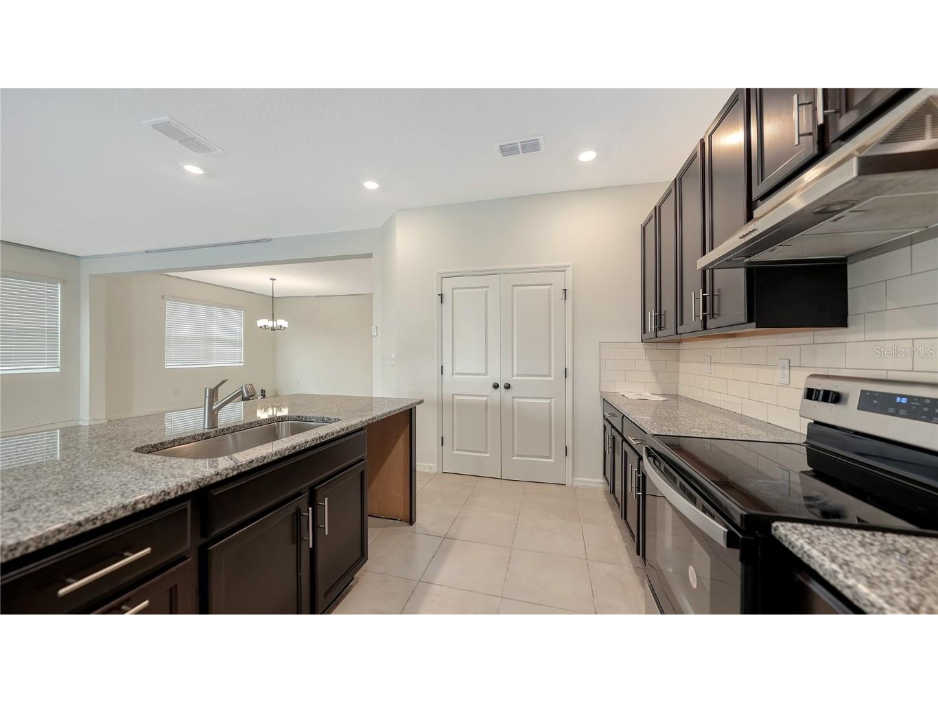 7422 35th Lane E Sarasota FL 34243 A4663013 image16