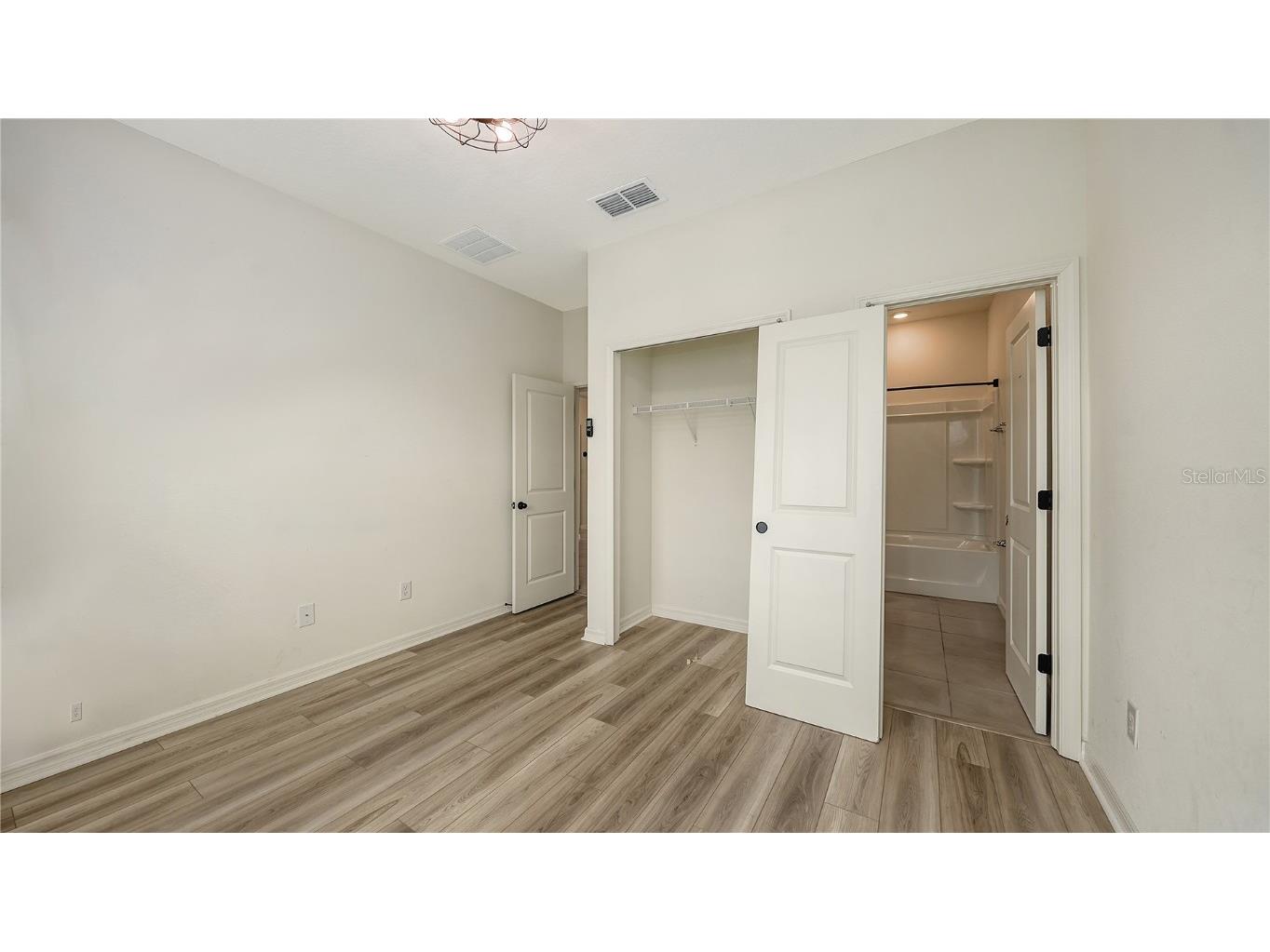 7422 35th Lane E Sarasota FL 34243 A4663013 image25