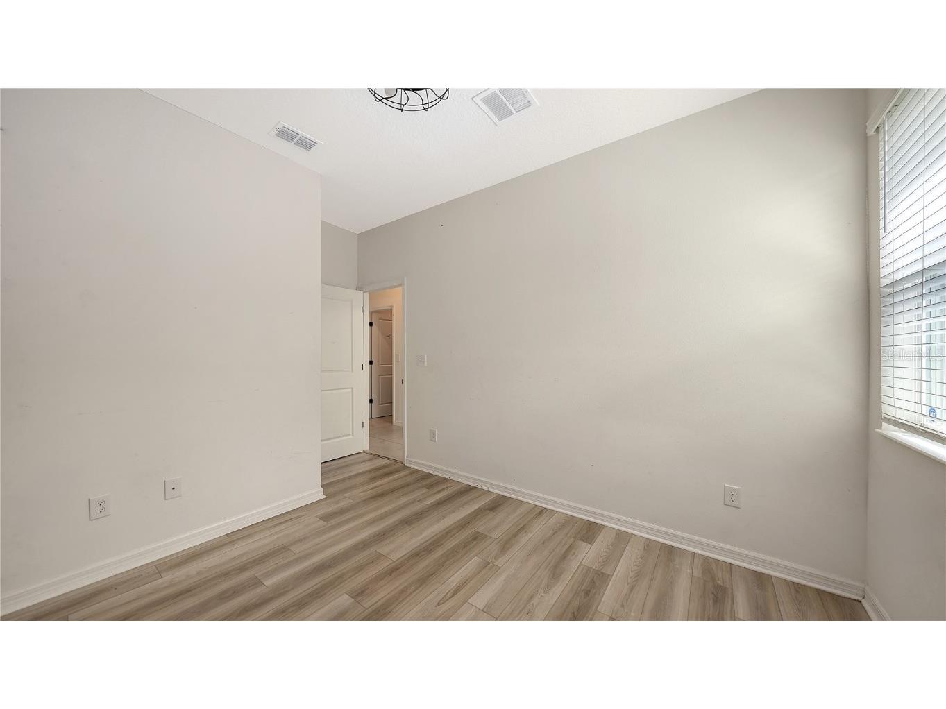 7422 35th Lane E Sarasota FL 34243 A4663013 image31