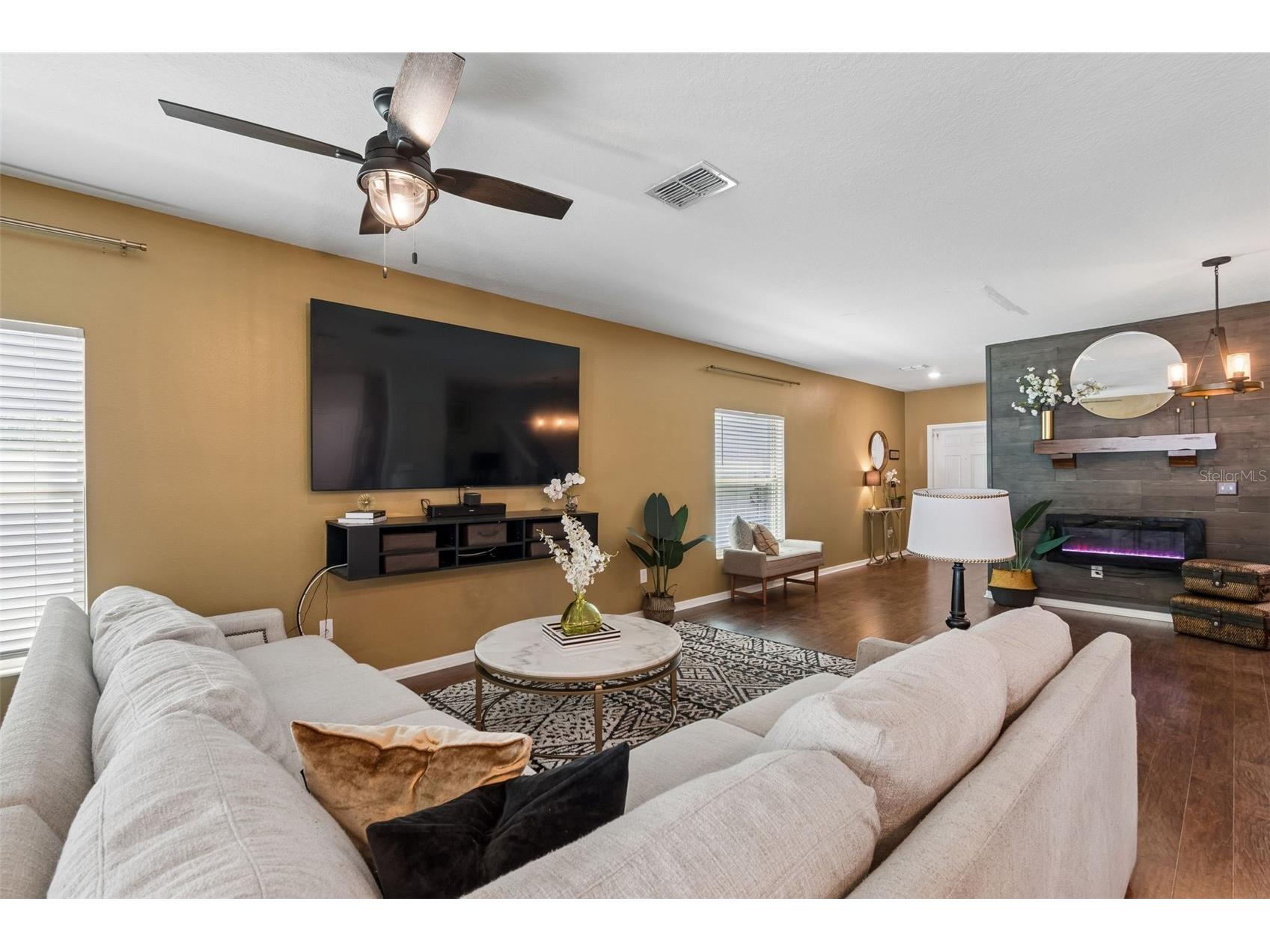 7422 French Marigold Avenue Tampa FL 33619 TB8503296 image19