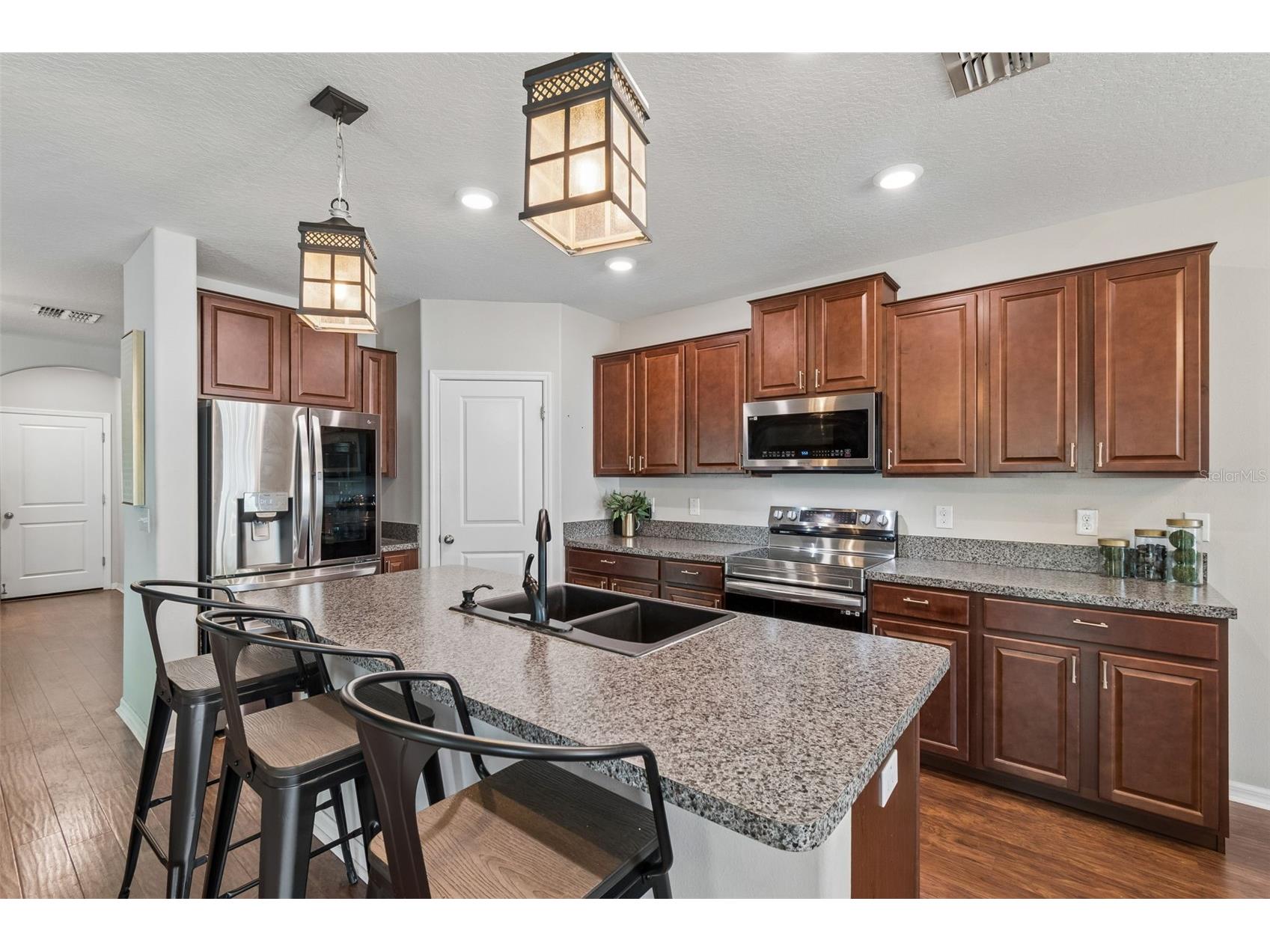 7422 French Marigold Avenue Tampa FL 33619 TB8503296 image26