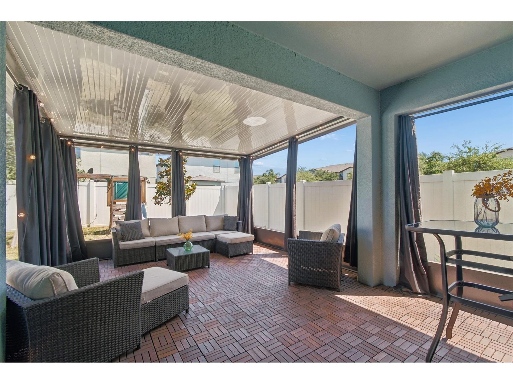 7422 French Marigold Avenue Tampa FL 33619 TB8503296 image64