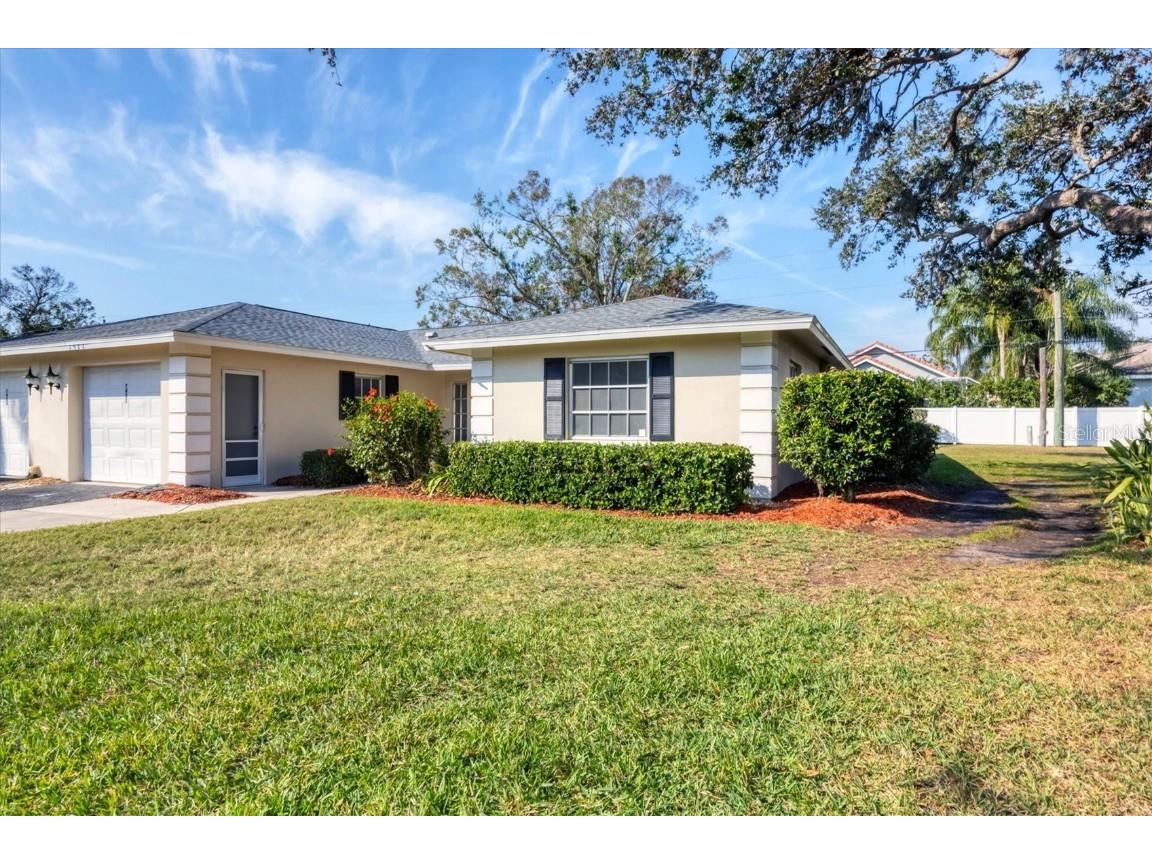 7422 W Country Club Drive N #N/A Sarasota FL 34243 A4638876 image1