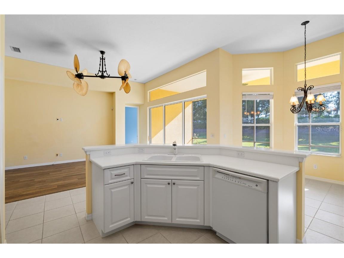 7423 Riviera Cove Lakewood Ranch FL 34202 A4669624 image12