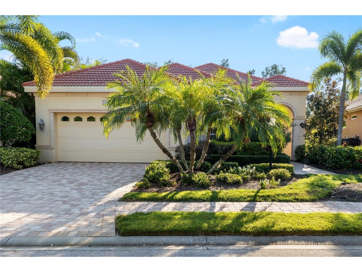 7423 Riviera Cove Lakewood Ranch FL 34202 A4669624 image2