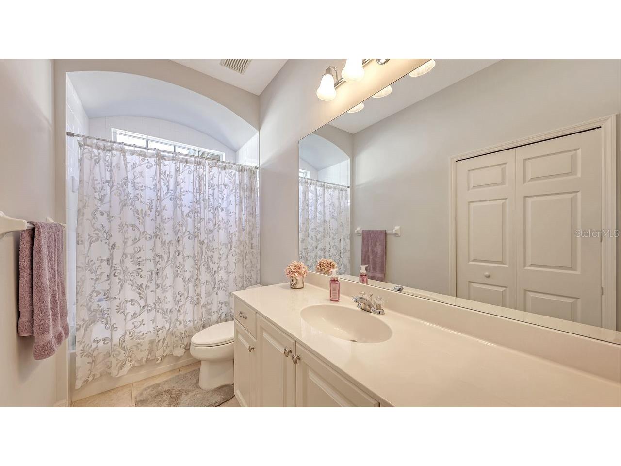 7423 Sea Island Lane Bradenton FL 34201 A4683498 image25