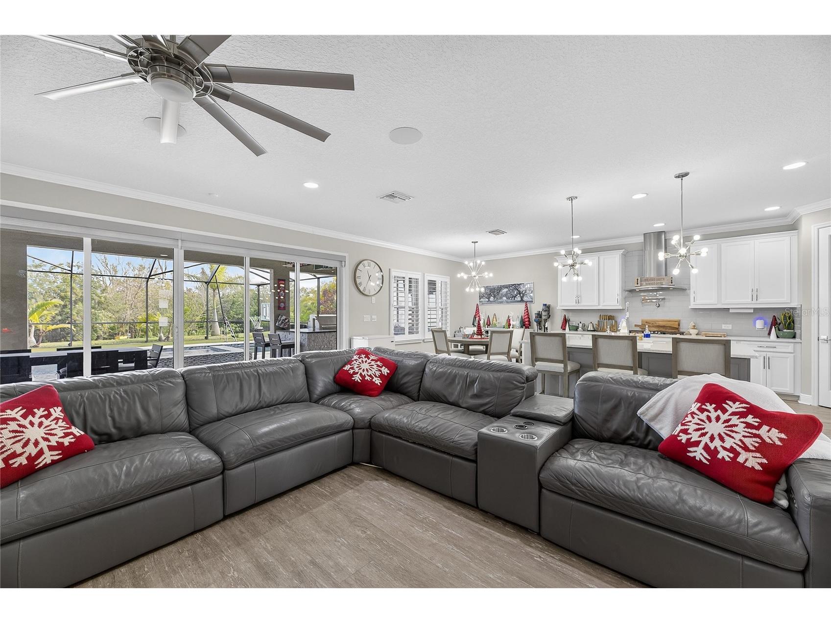 7424 Paradiso Drive Apollo Beach FL 33572 TB8460053 image38