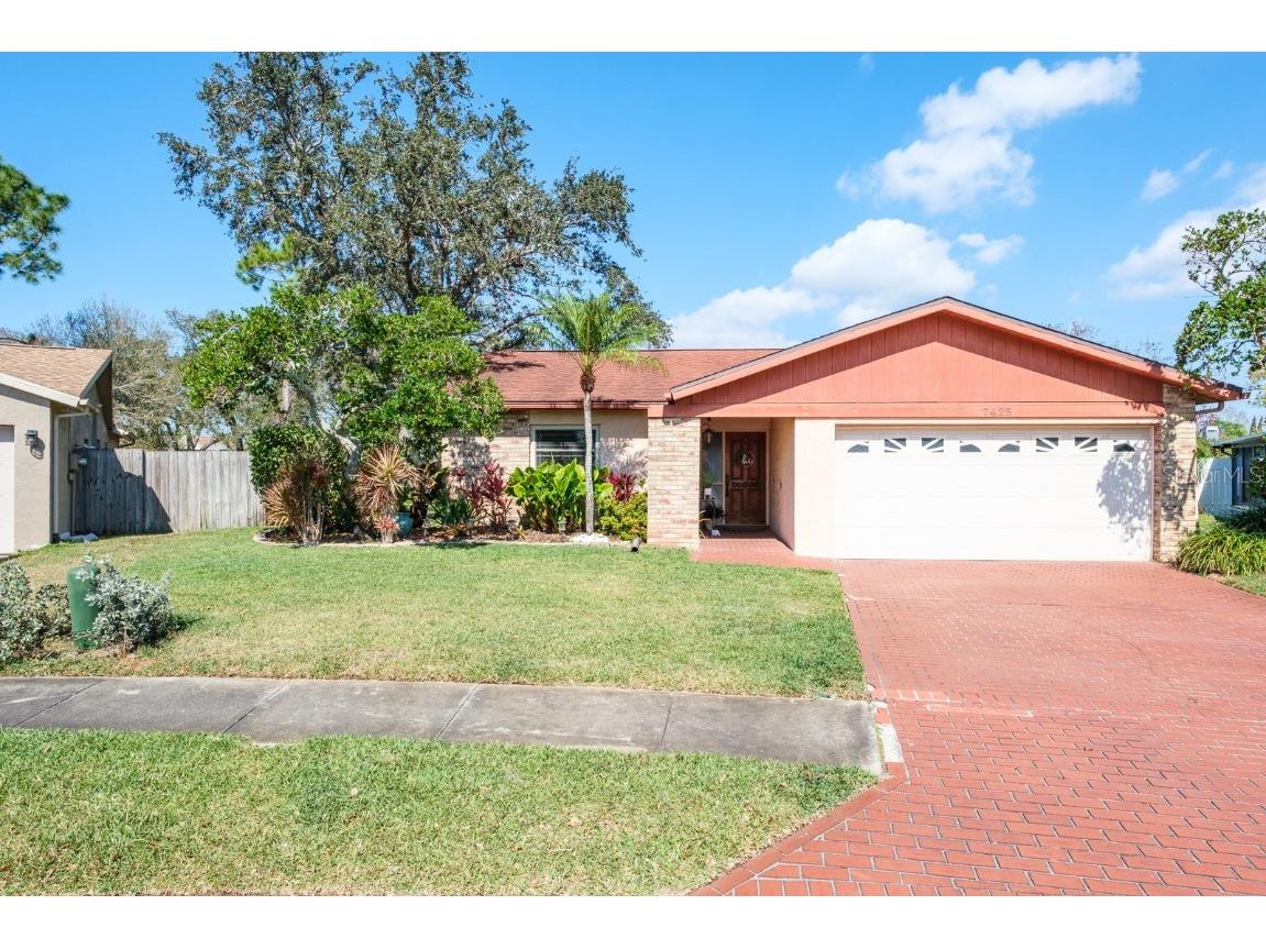 7425 118th Drive Largo FL 33773 TB8347418 image1