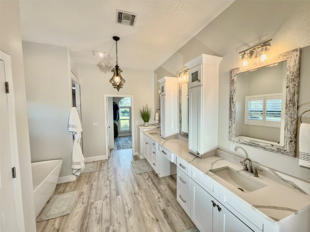 7425 245th Street E Myakka City FL 34251 TB8435354 image15