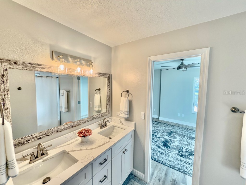 7425 245th Street E Myakka City FL 34251 TB8435354 image21