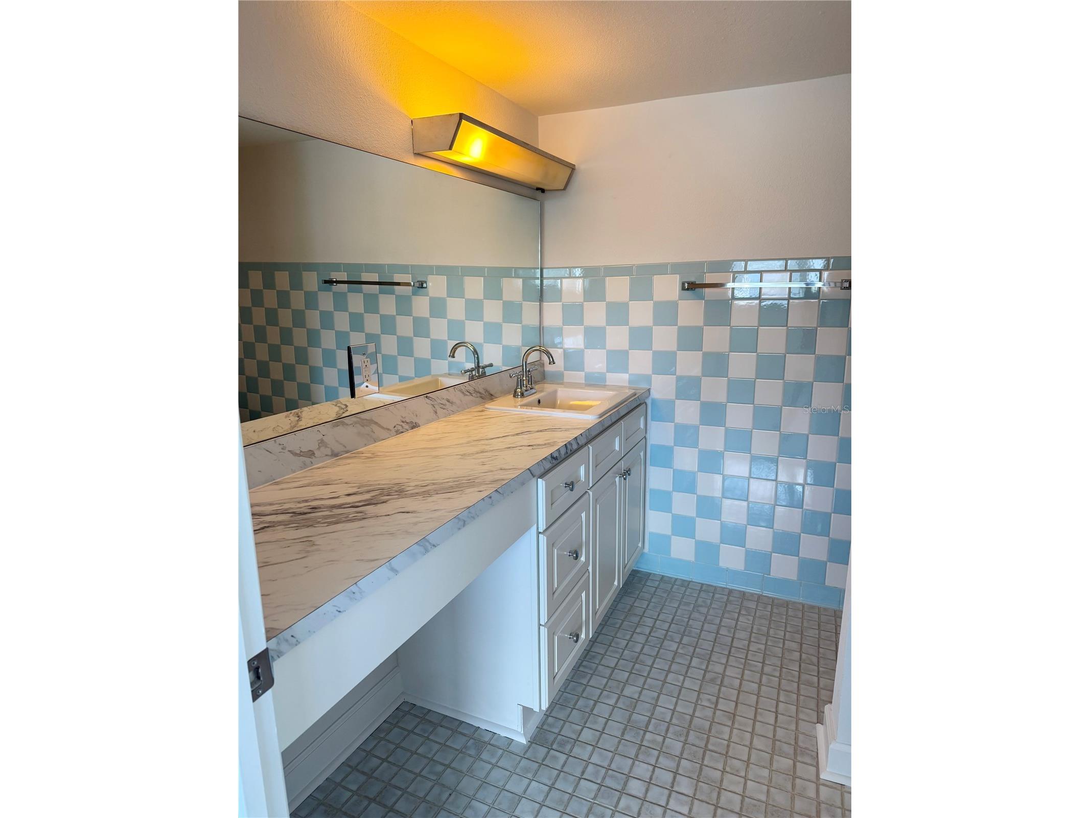 7425 Bay Island Drive S #103 South Pasadena FL 33707 - RED FISH PASS TB8484151 image10