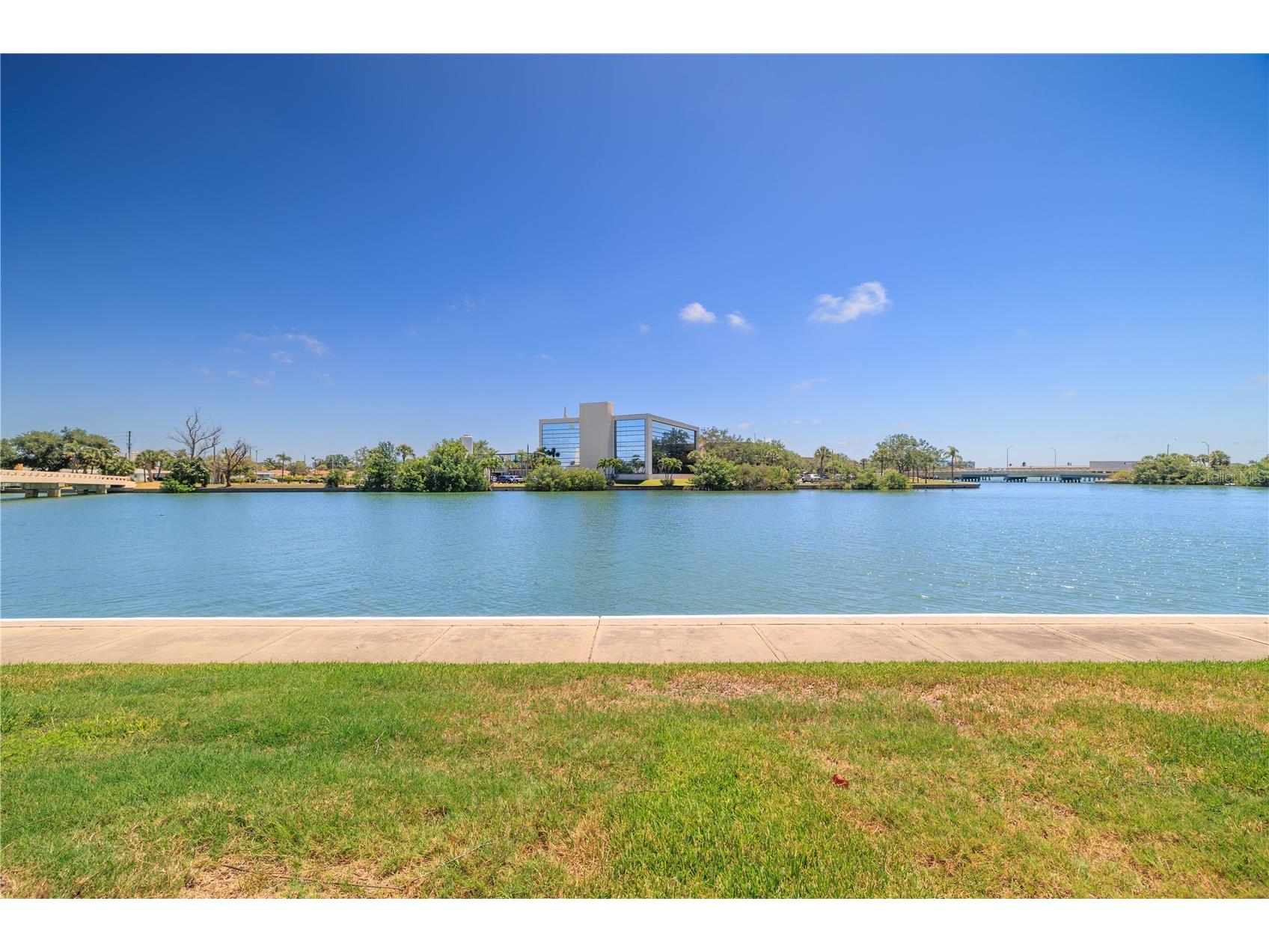 7425 Bay Island Drive S #104 South Pasadena FL 33707 TB8512936 image33