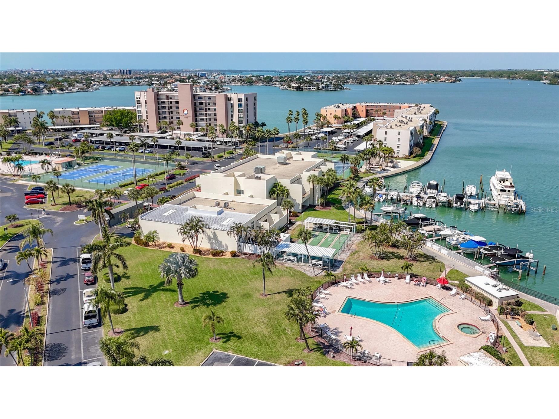 7425 Bay Island Drive S #105 South Pasadena FL 33707 - RED FISH PASS TB8490586 image26