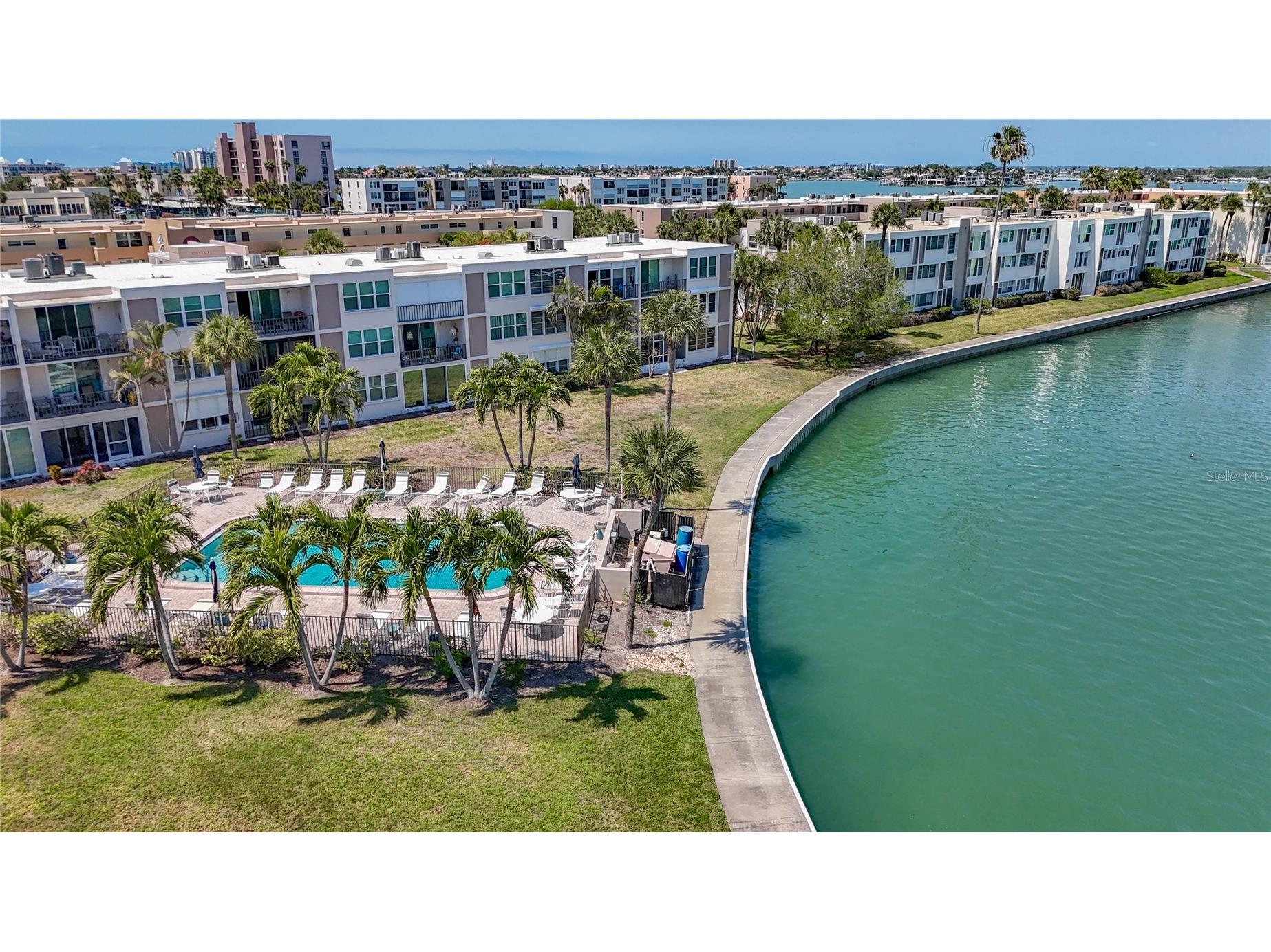 7425 Bay Island Drive S #105 South Pasadena FL 33707 - RED FISH PASS TB8490586 image27