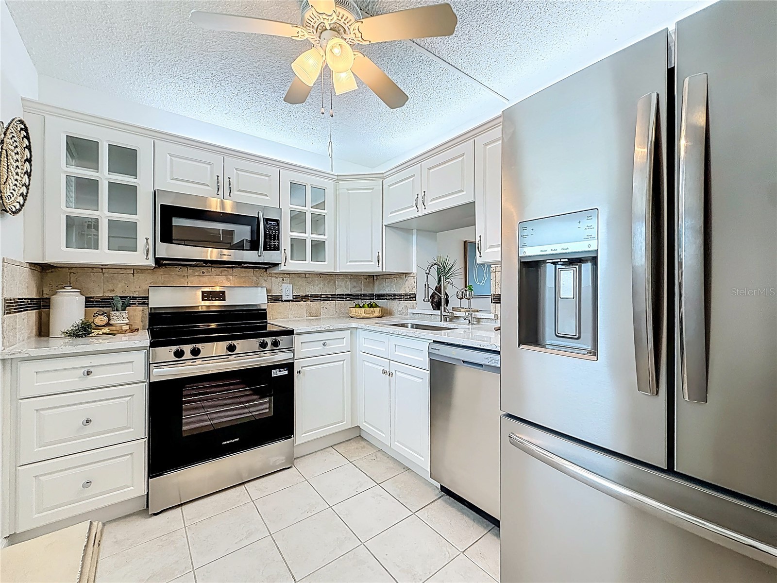 7425 Bay Island Drive S #105 South Pasadena FL 33707 - RED FISH PASS TB8490586 image5