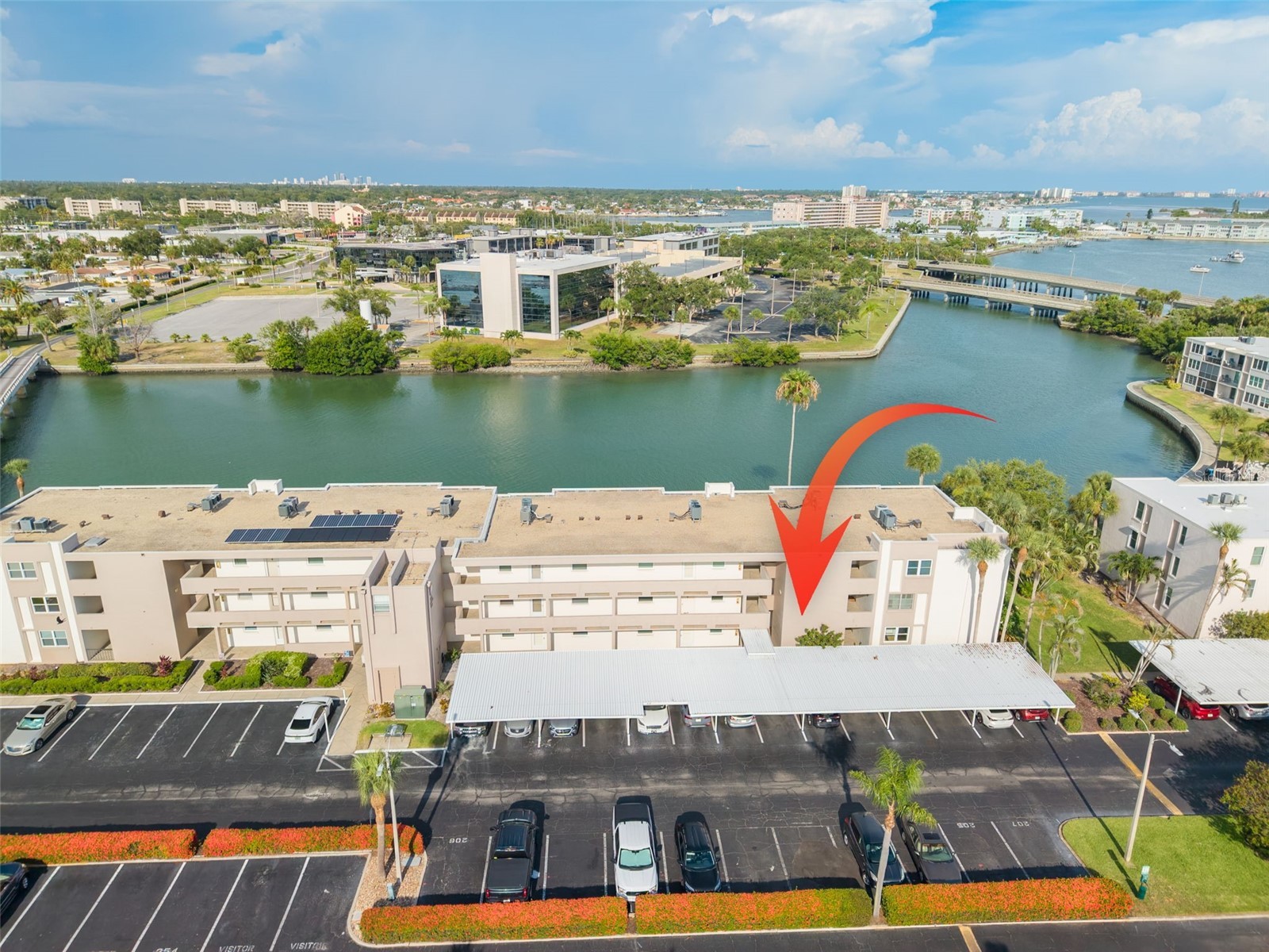 7425 Bay Island Drive S #107 Saint Petersburg FL 33707 - BOCA CIEGA BAY TB8525393 image1