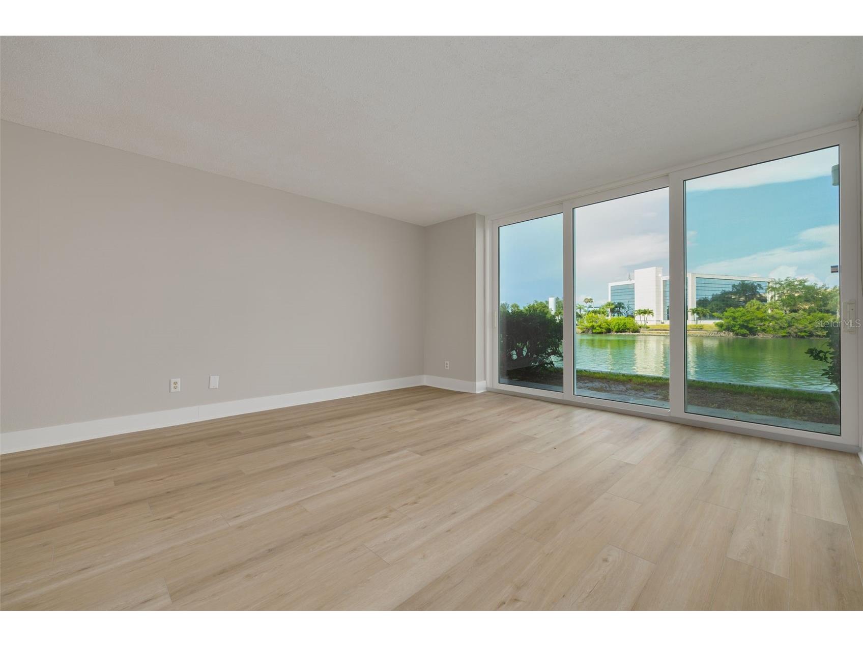 7425 Bay Island Drive S #107 Saint Petersburg FL 33707 - BOCA CIEGA BAY TB8525393 image19