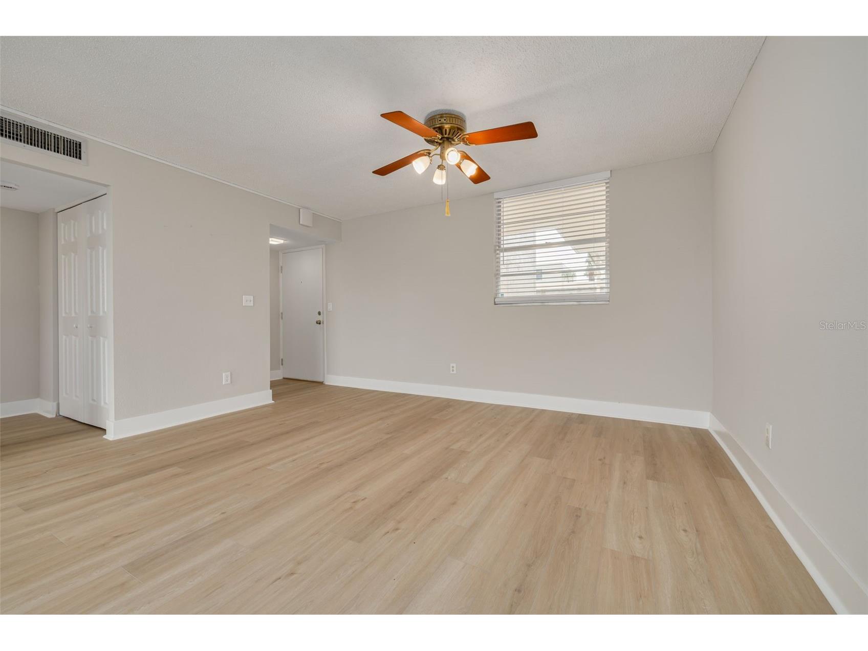 7425 Bay Island Drive S #107 Saint Petersburg FL 33707 - BOCA CIEGA BAY TB8525393 image21