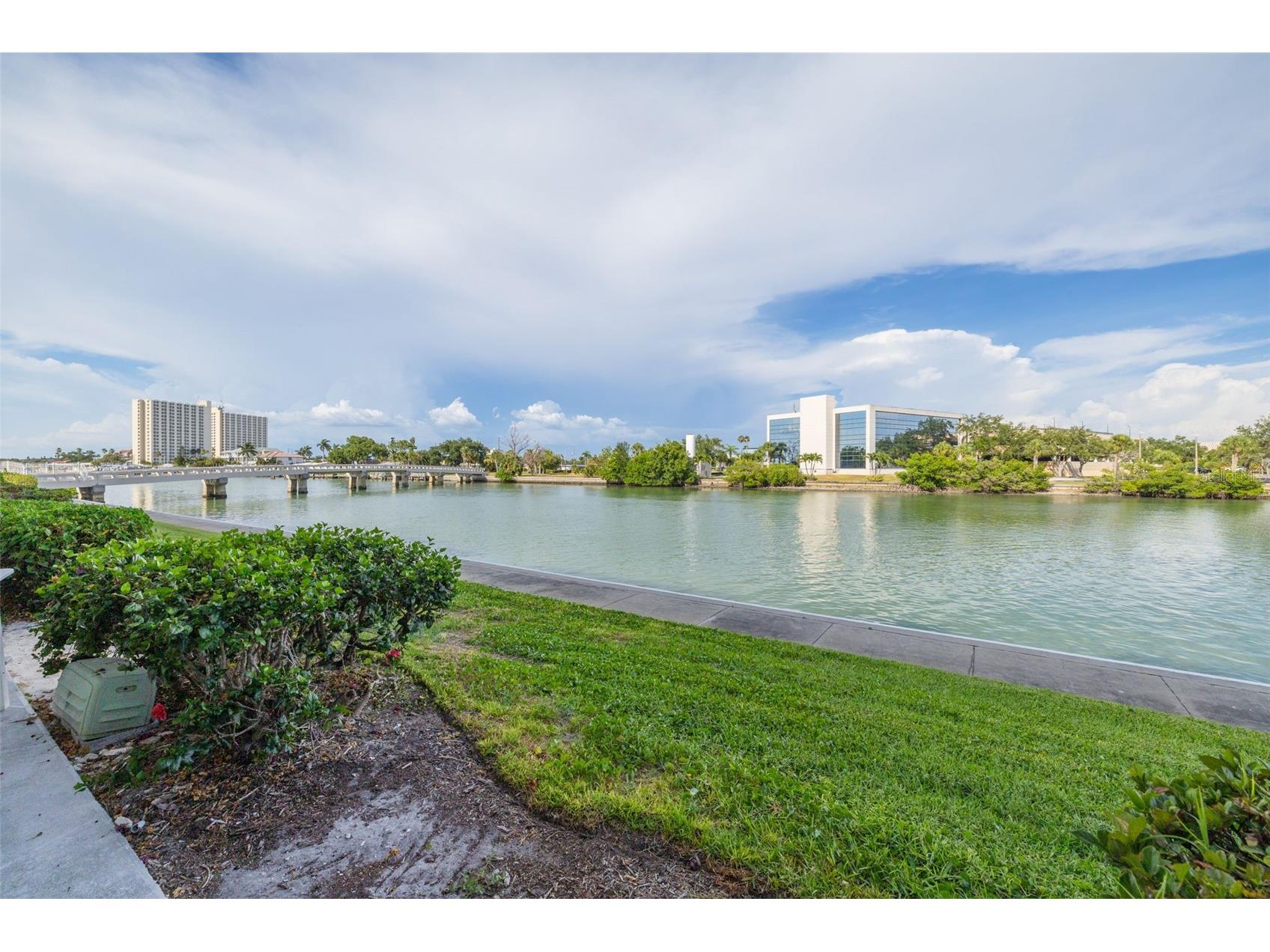 7425 Bay Island Drive S #107 Saint Petersburg FL 33707 - BOCA CIEGA BAY TB8525393 image33