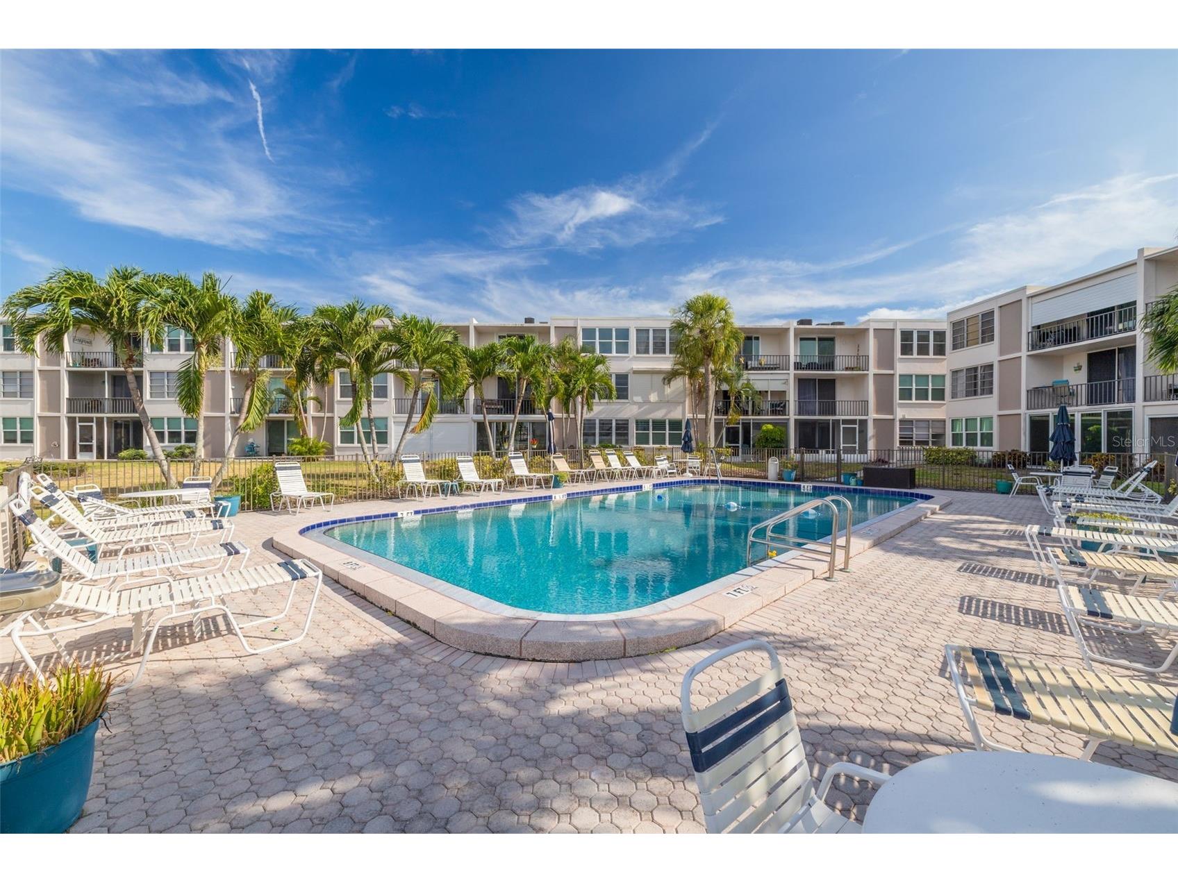 7425 Bay Island Drive S #107 Saint Petersburg FL 33707 - BOCA CIEGA BAY TB8525393 image39