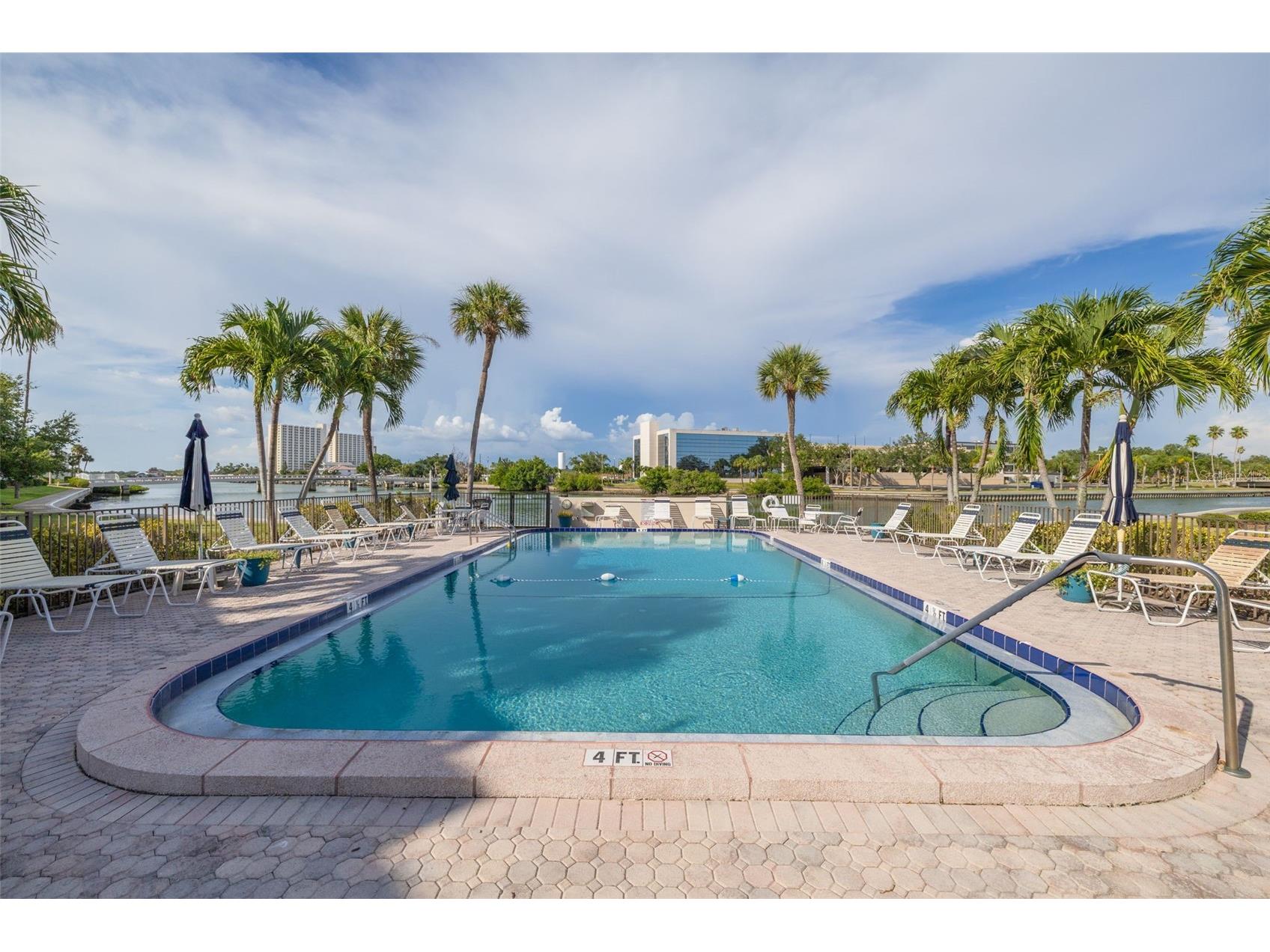 7425 Bay Island Drive S #107 Saint Petersburg FL 33707 - BOCA CIEGA BAY TB8525393 image40