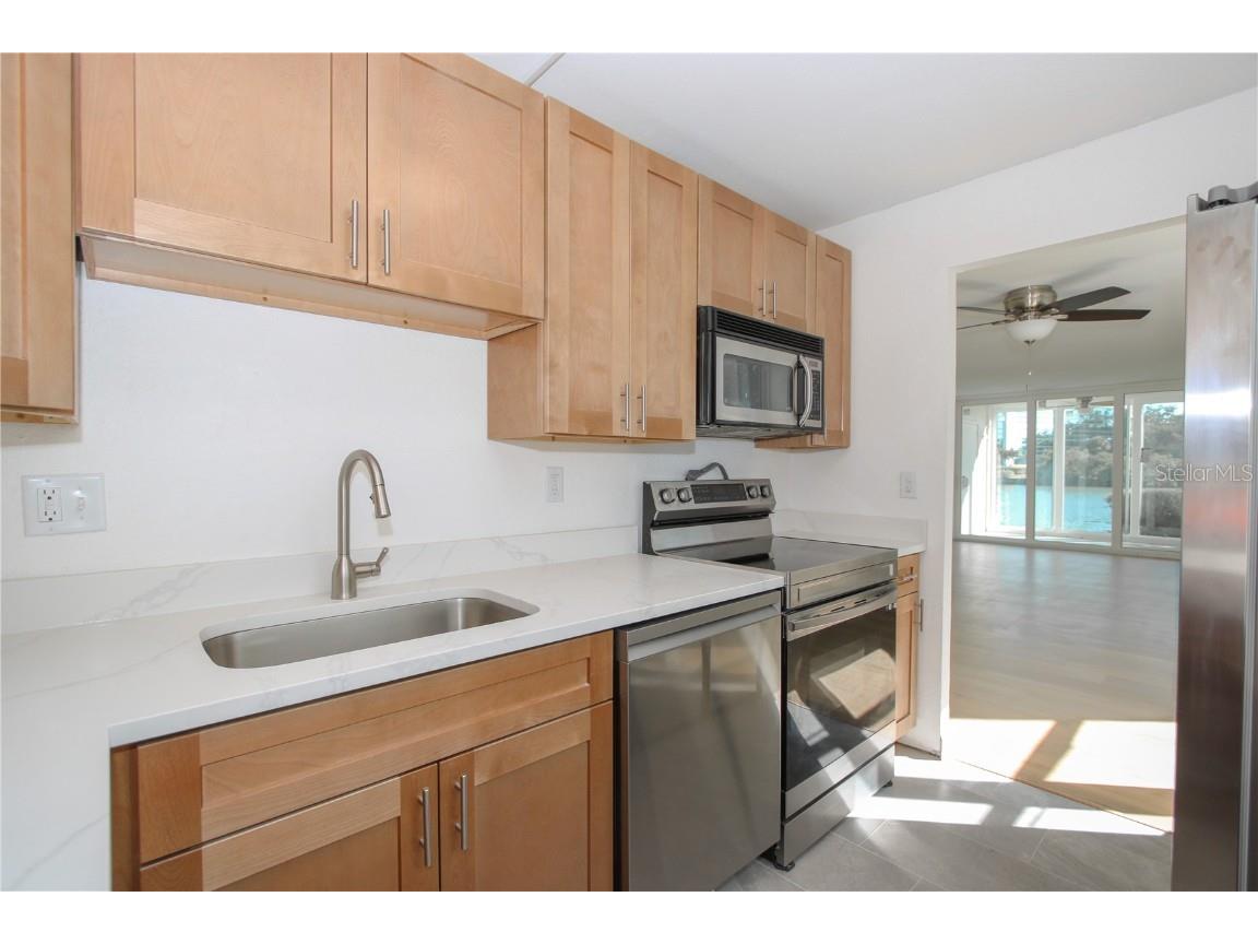 7425 Bay Island Drive S #108 South Pasadena FL 33707 - BOCA CIEGA BAY TB8445386 image17